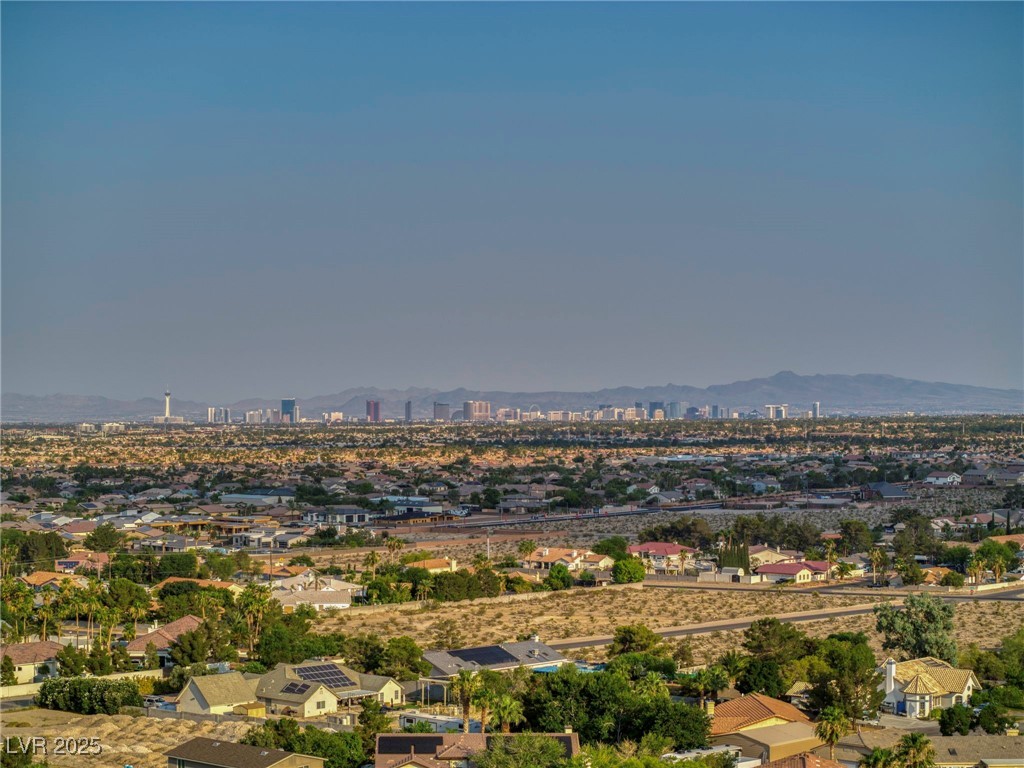 9520 Desert Crest Court