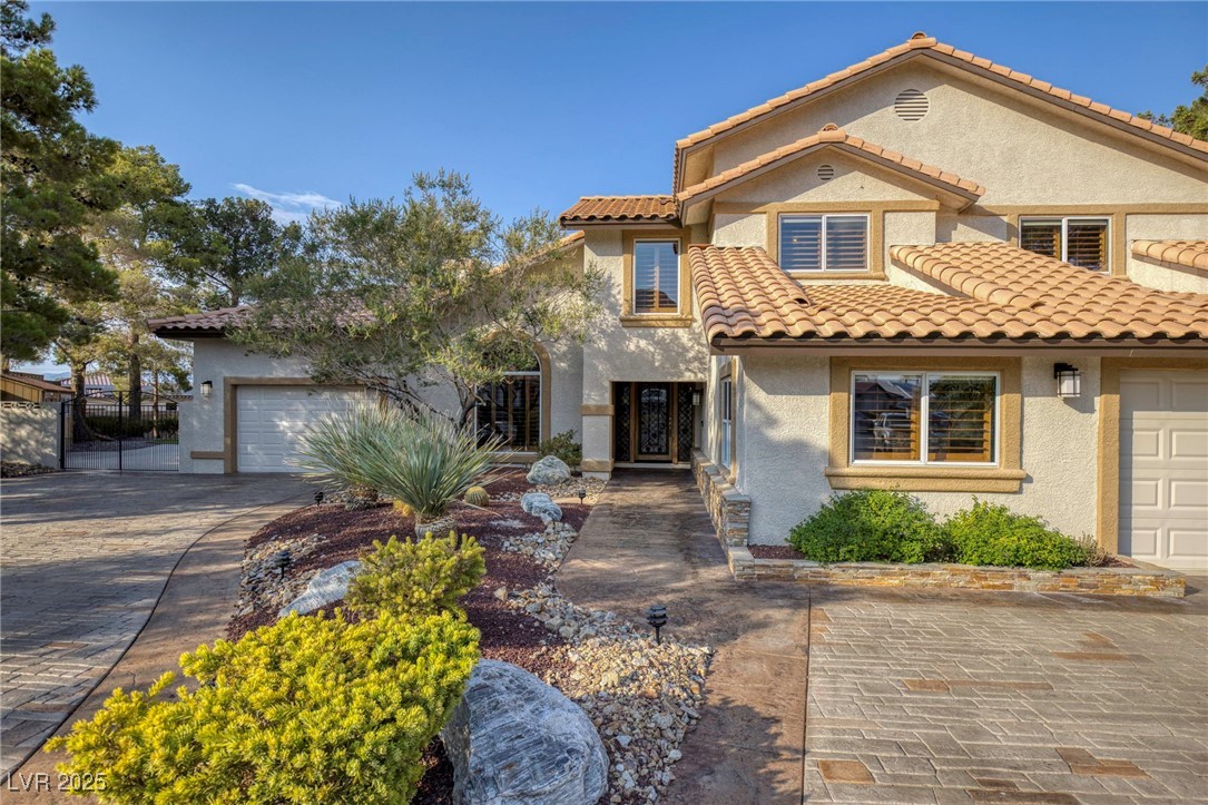 9520 Desert Crest Court