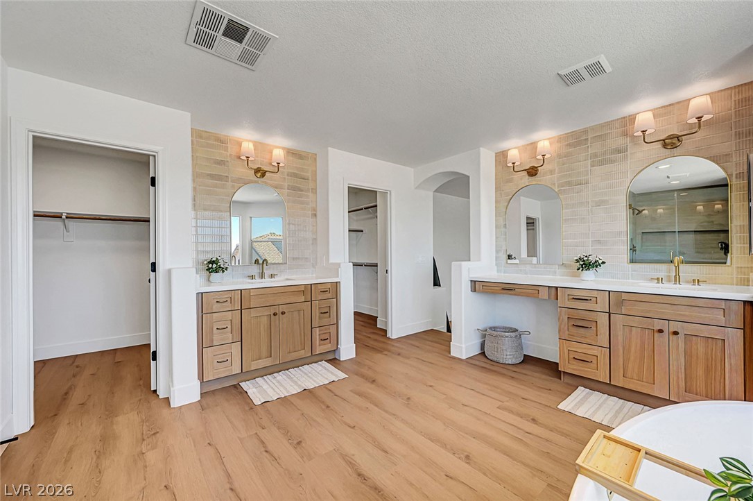 395 Suzanne Peak Court