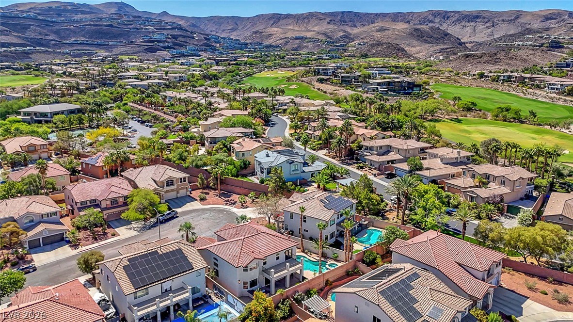 395 Suzanne Peak Court