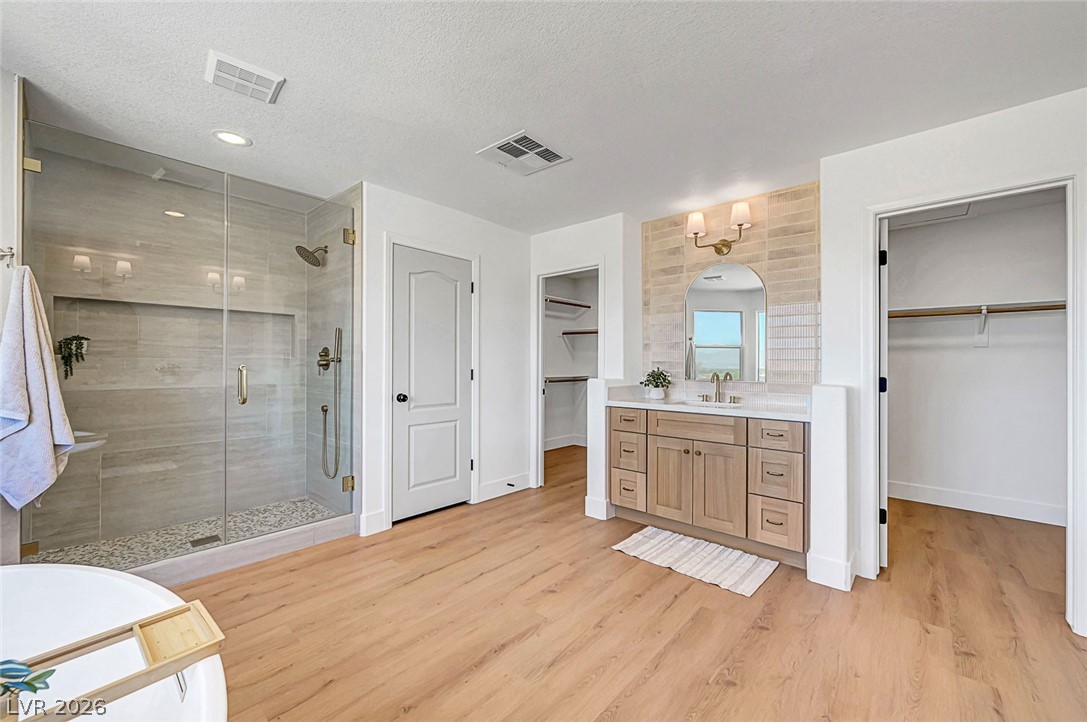 395 Suzanne Peak Court