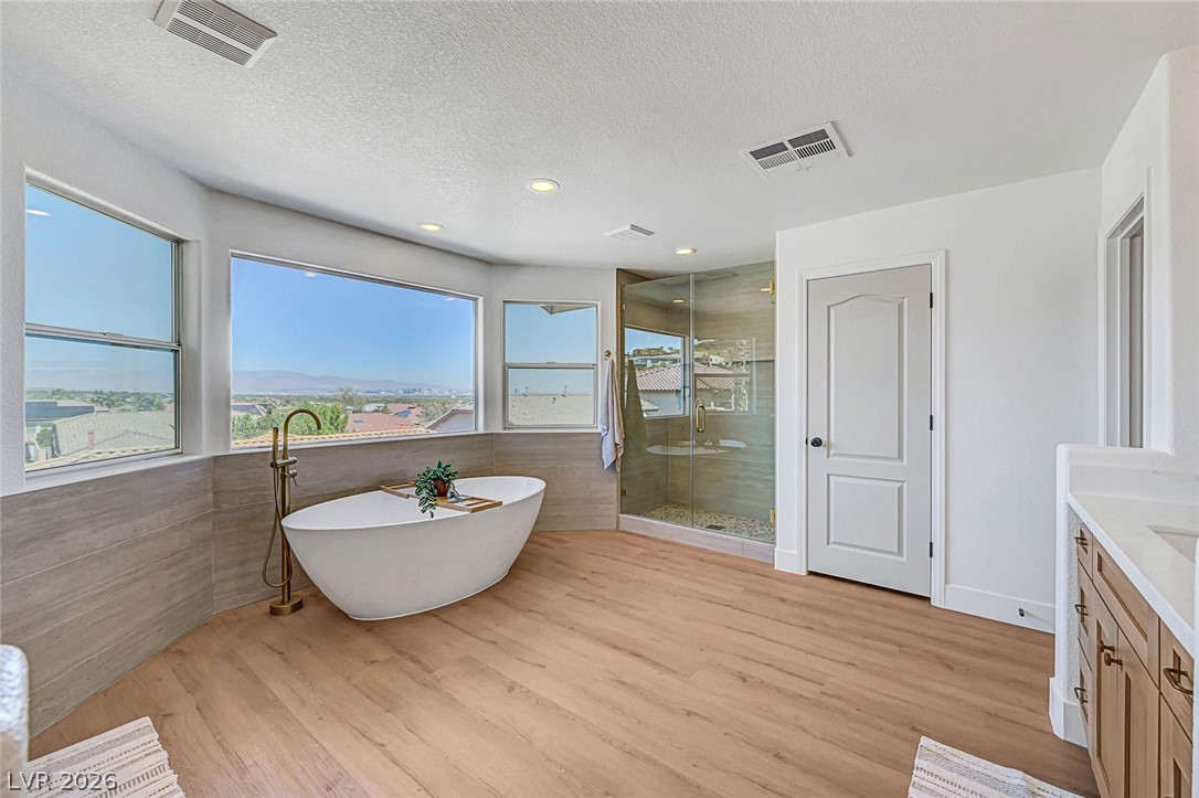 395 Suzanne Peak Court