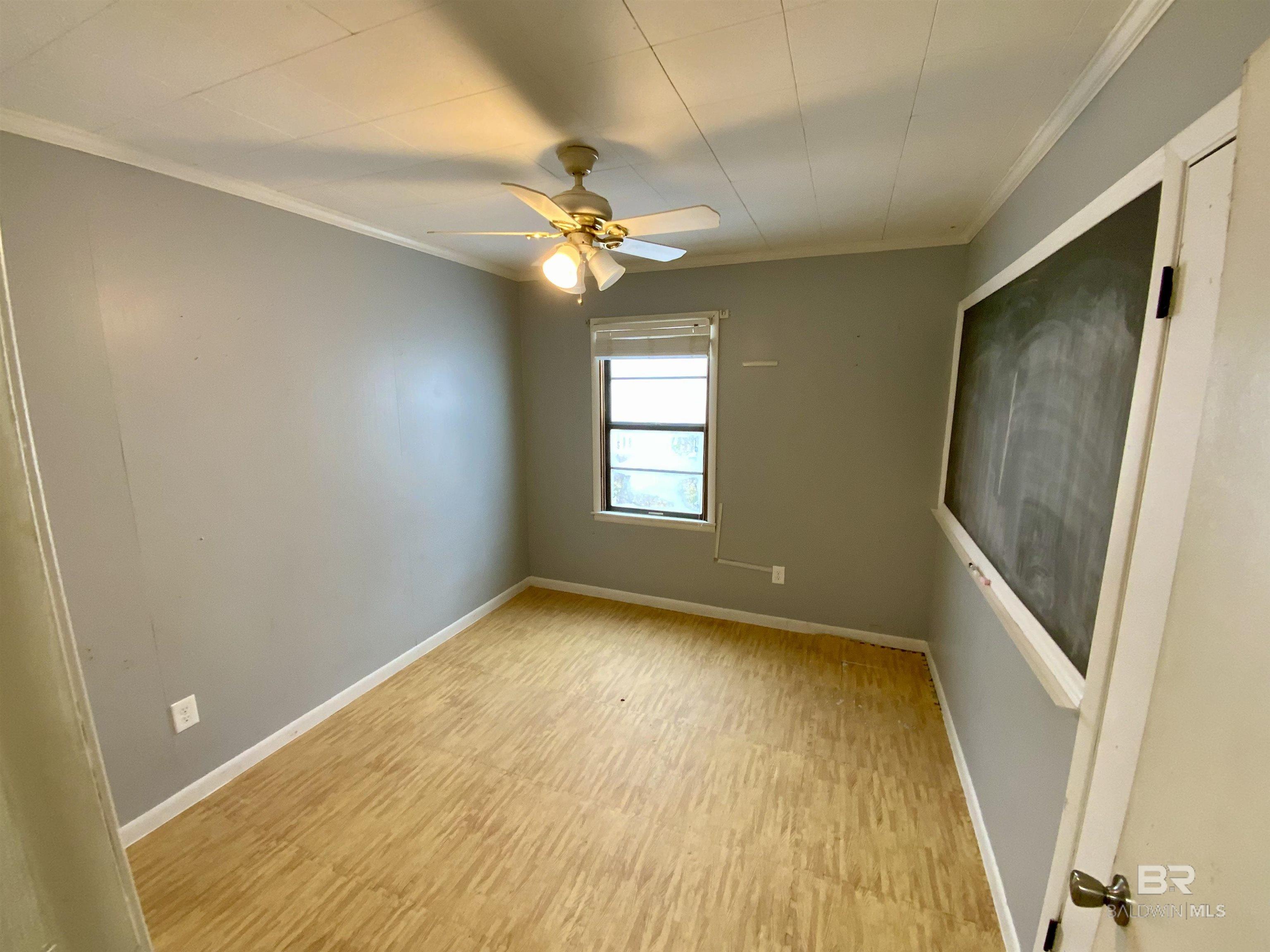 303 W Mango Street