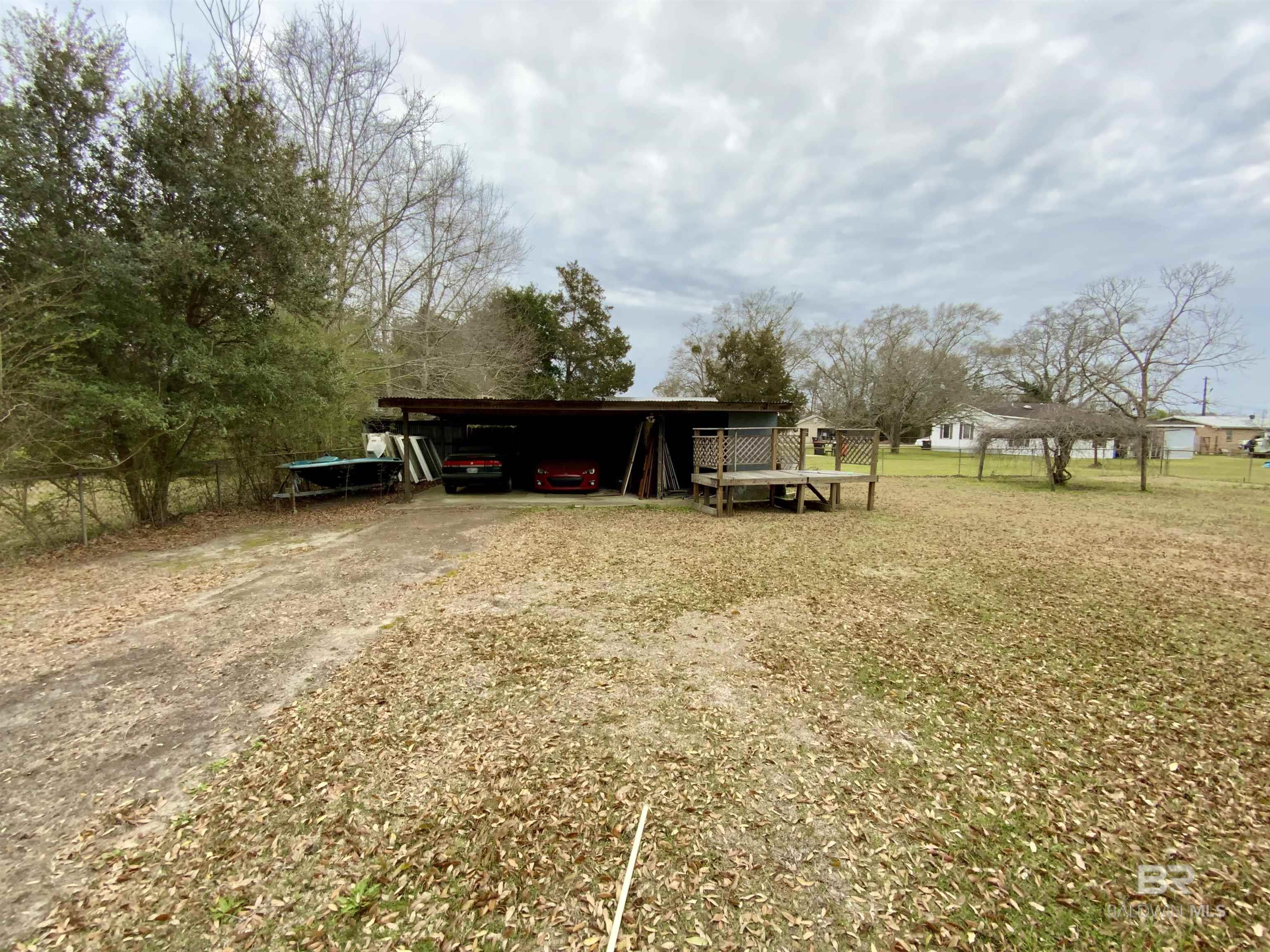303 W Mango Street