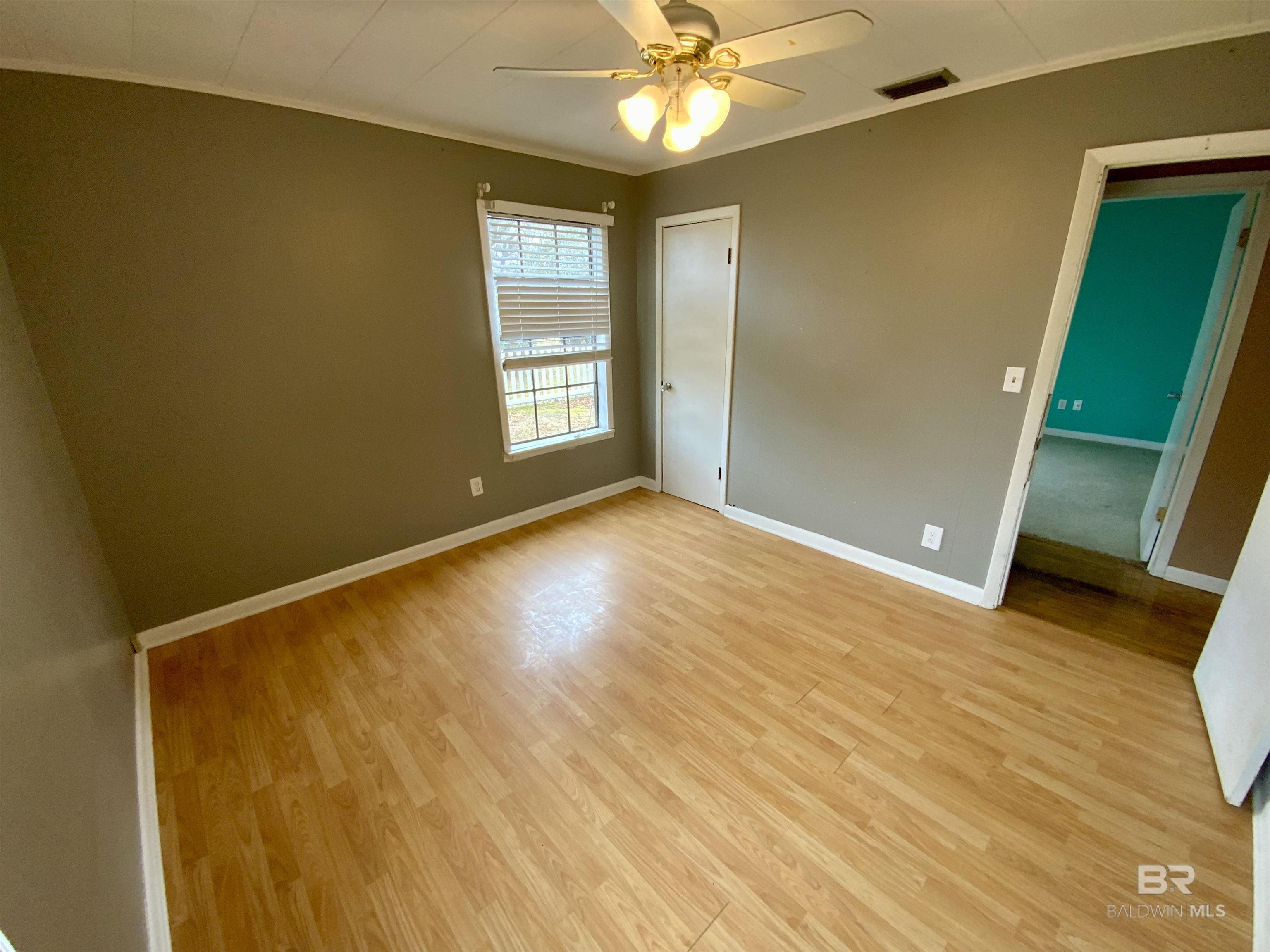 303 W Mango Street