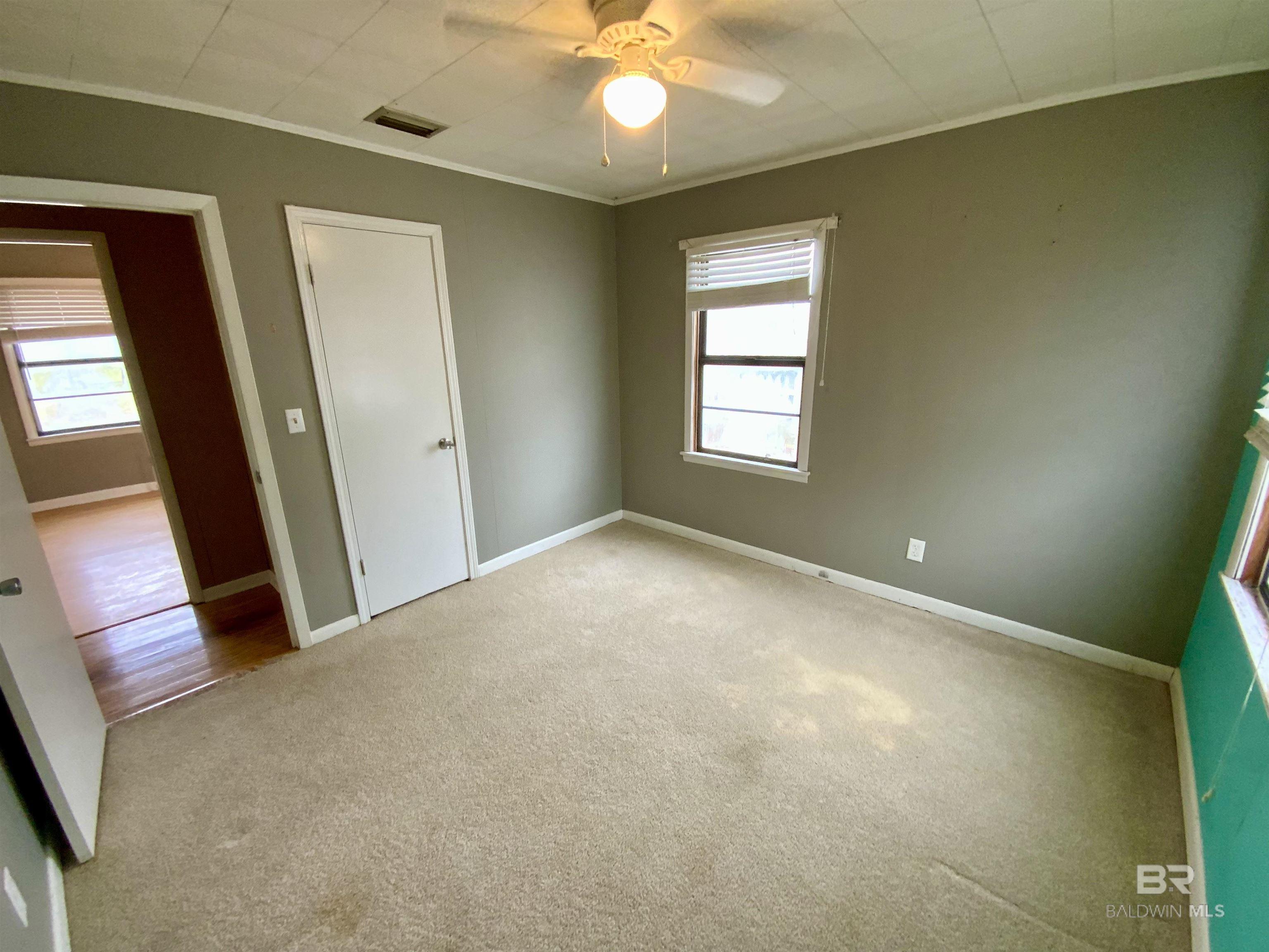 303 W Mango Street