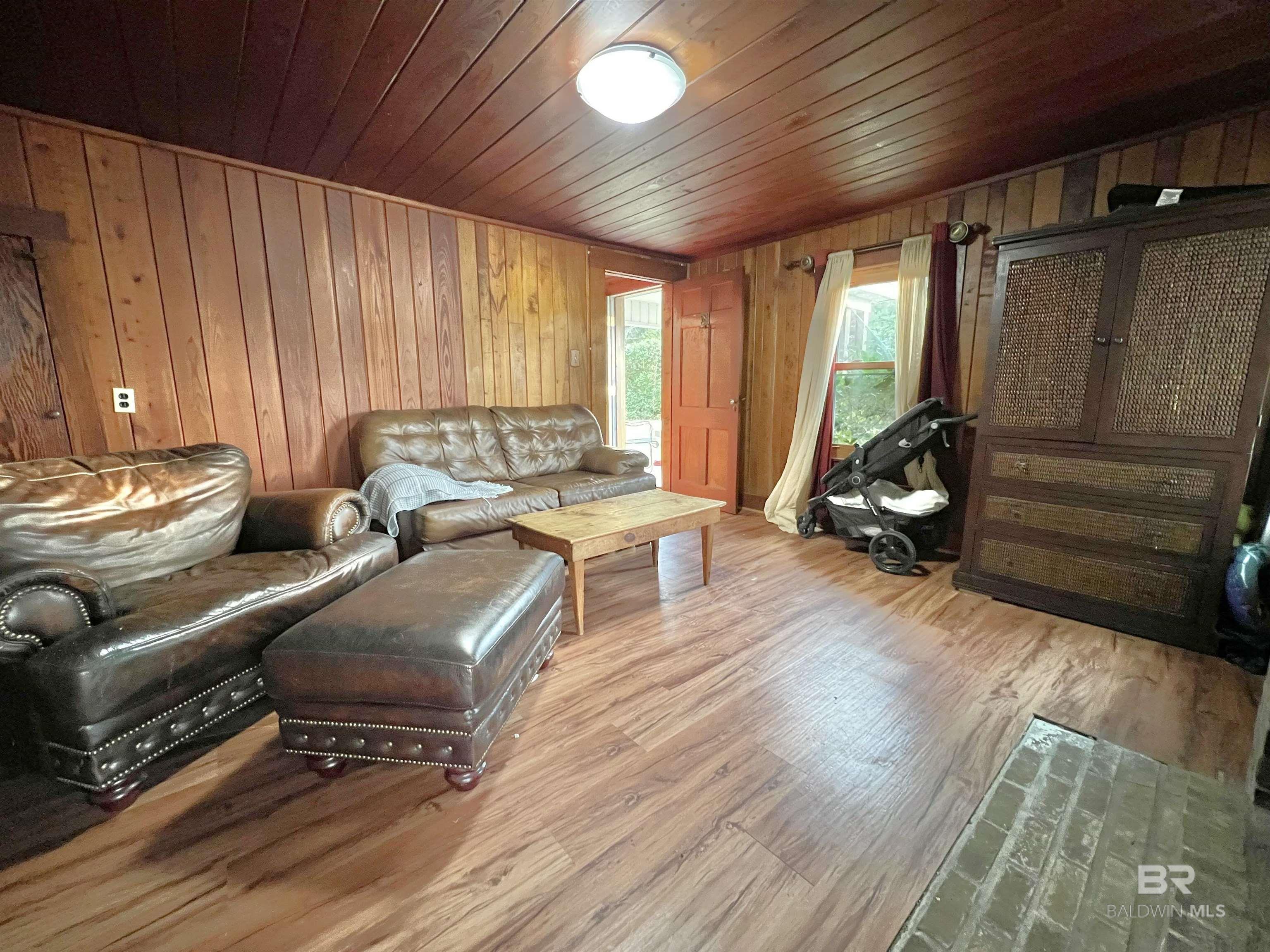 10283 Appleton Road