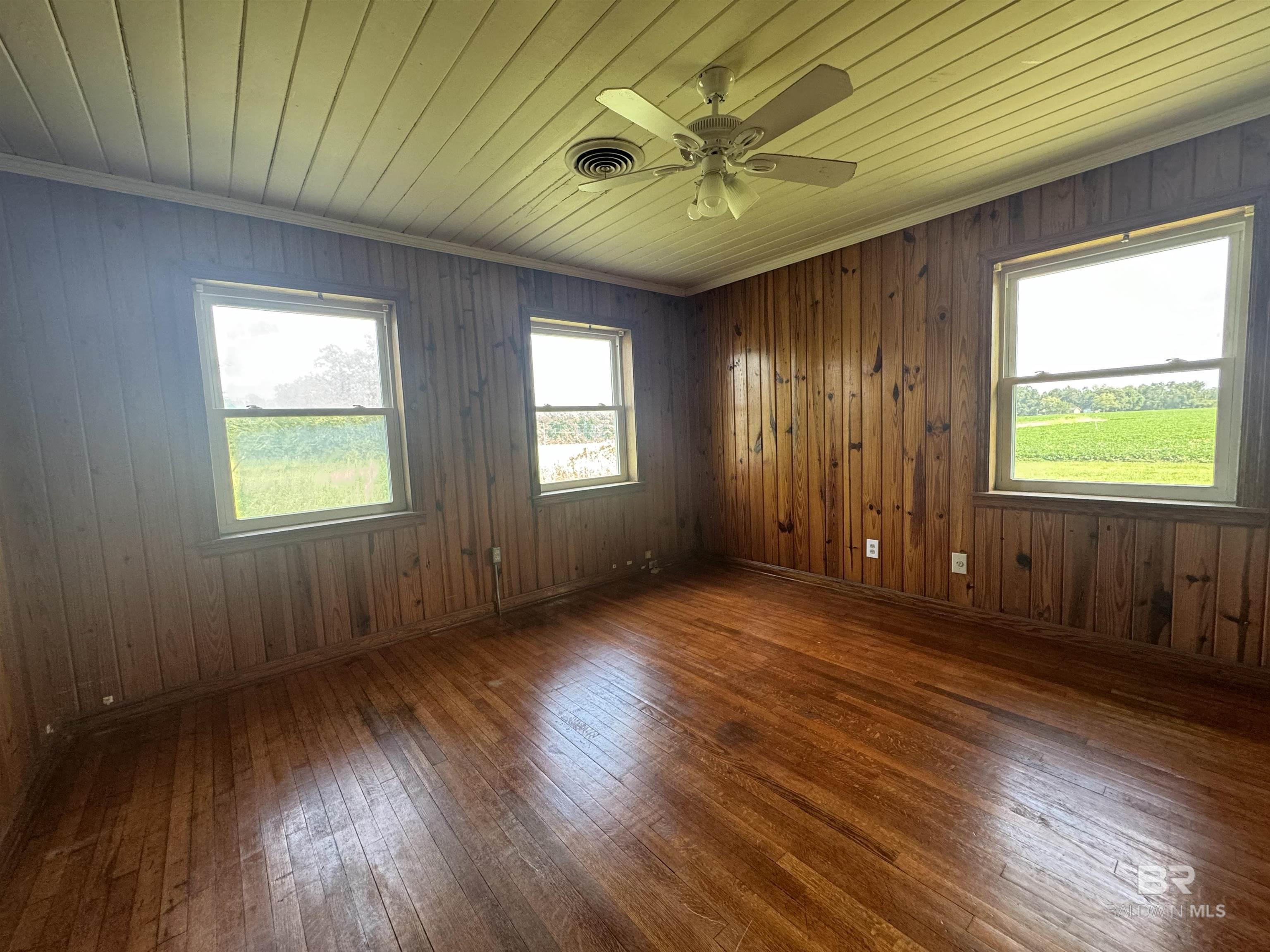22720 Highway 31