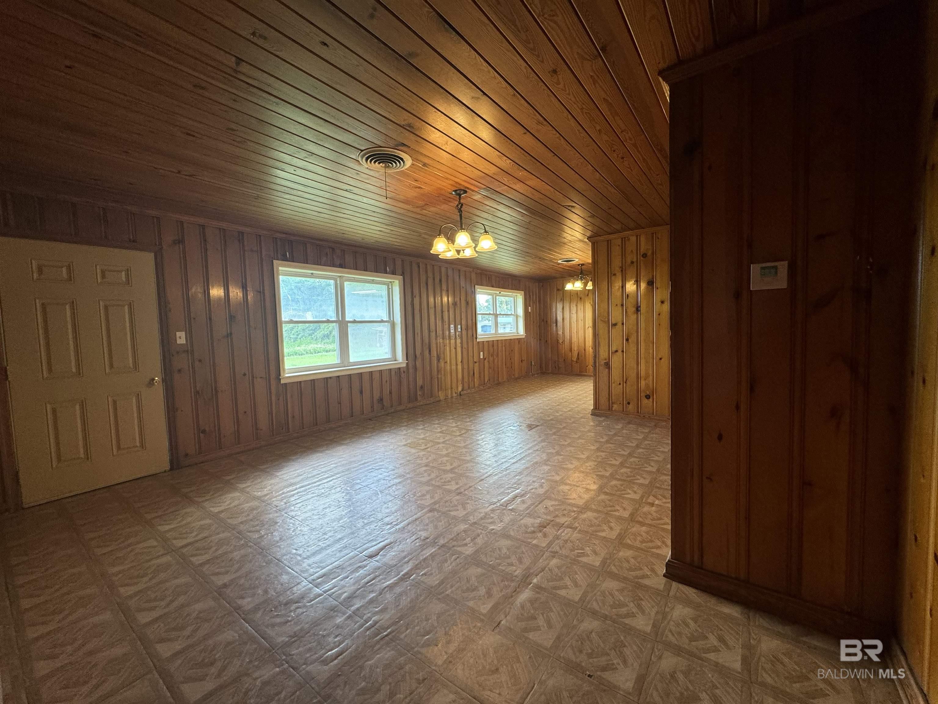 22720 Highway 31