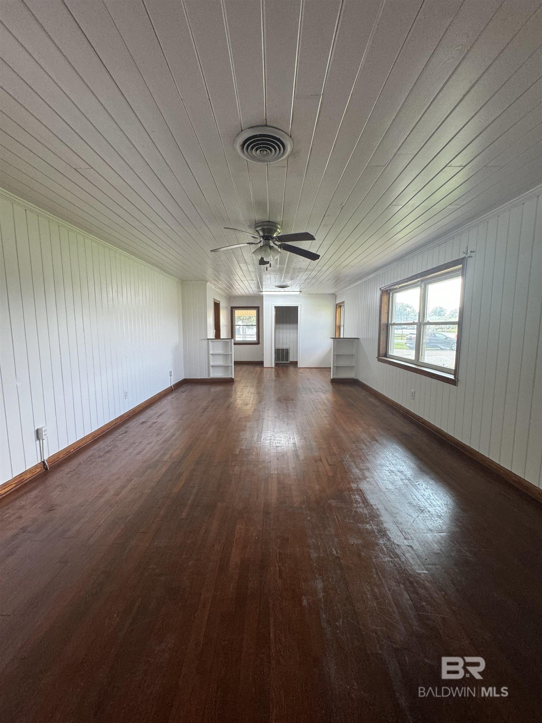22720 Highway 31