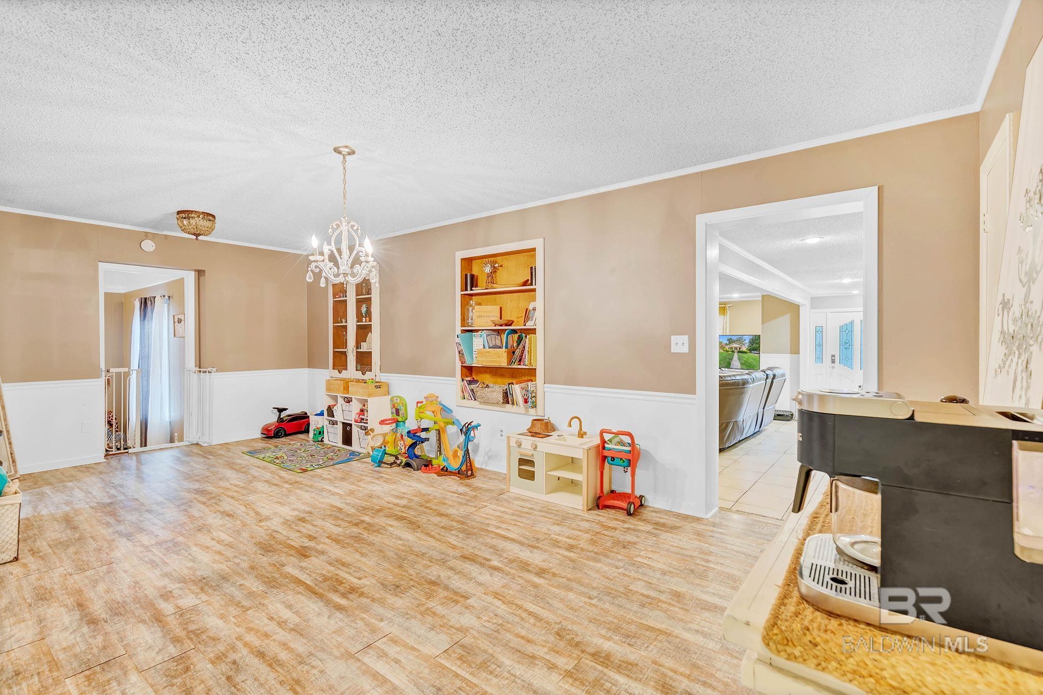 104 E Shore Drive