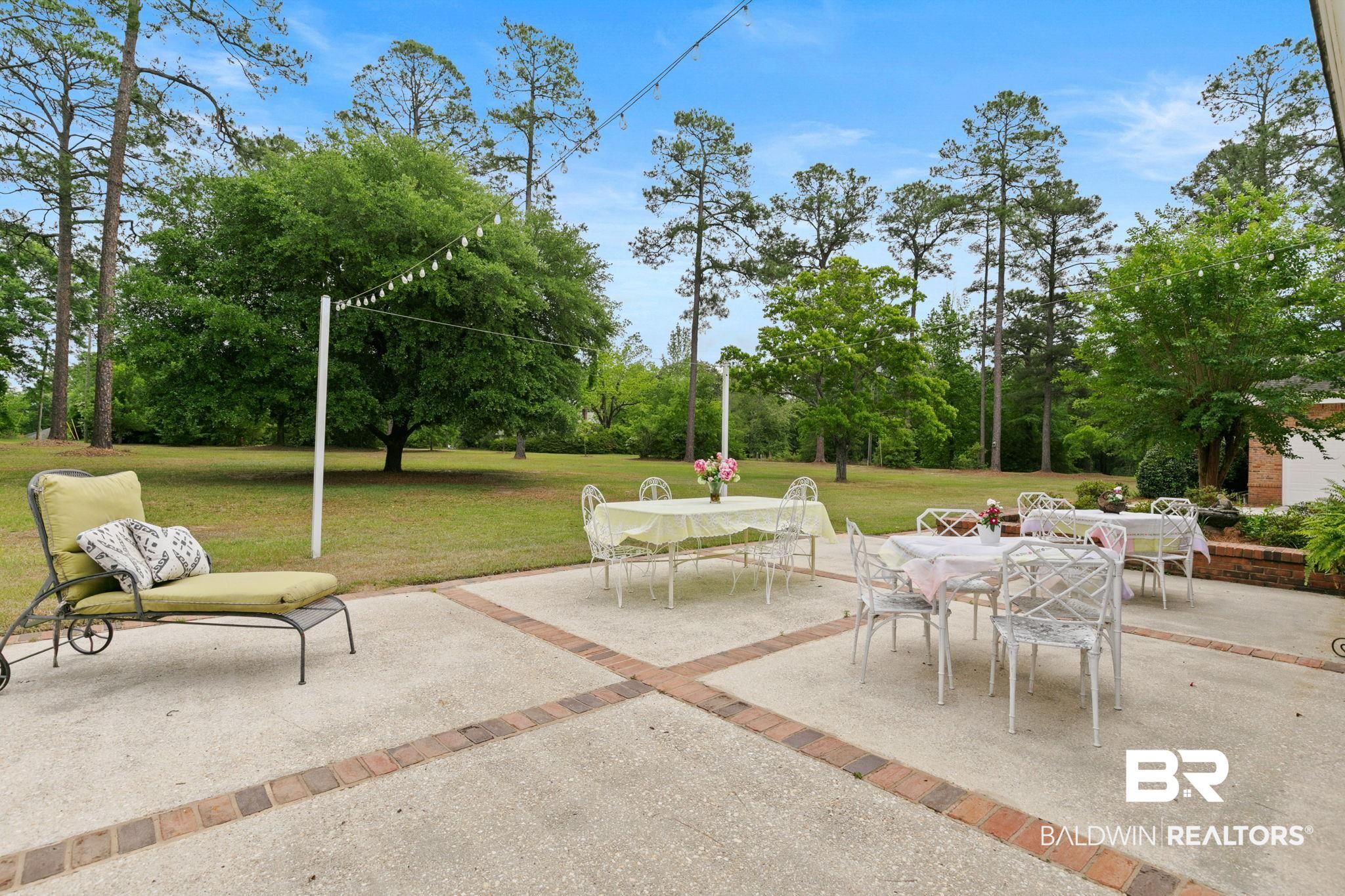 102 Long Boulevard