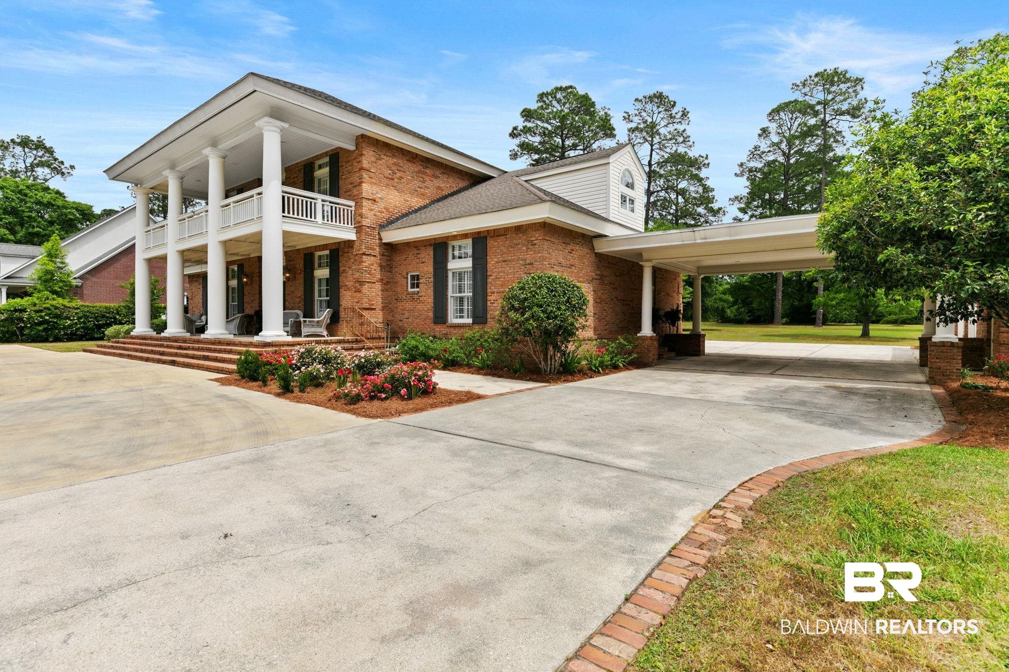 102 Long Boulevard