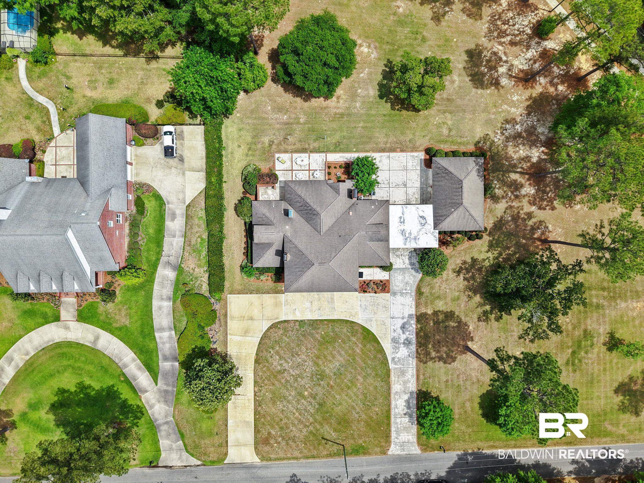 102 Long Boulevard