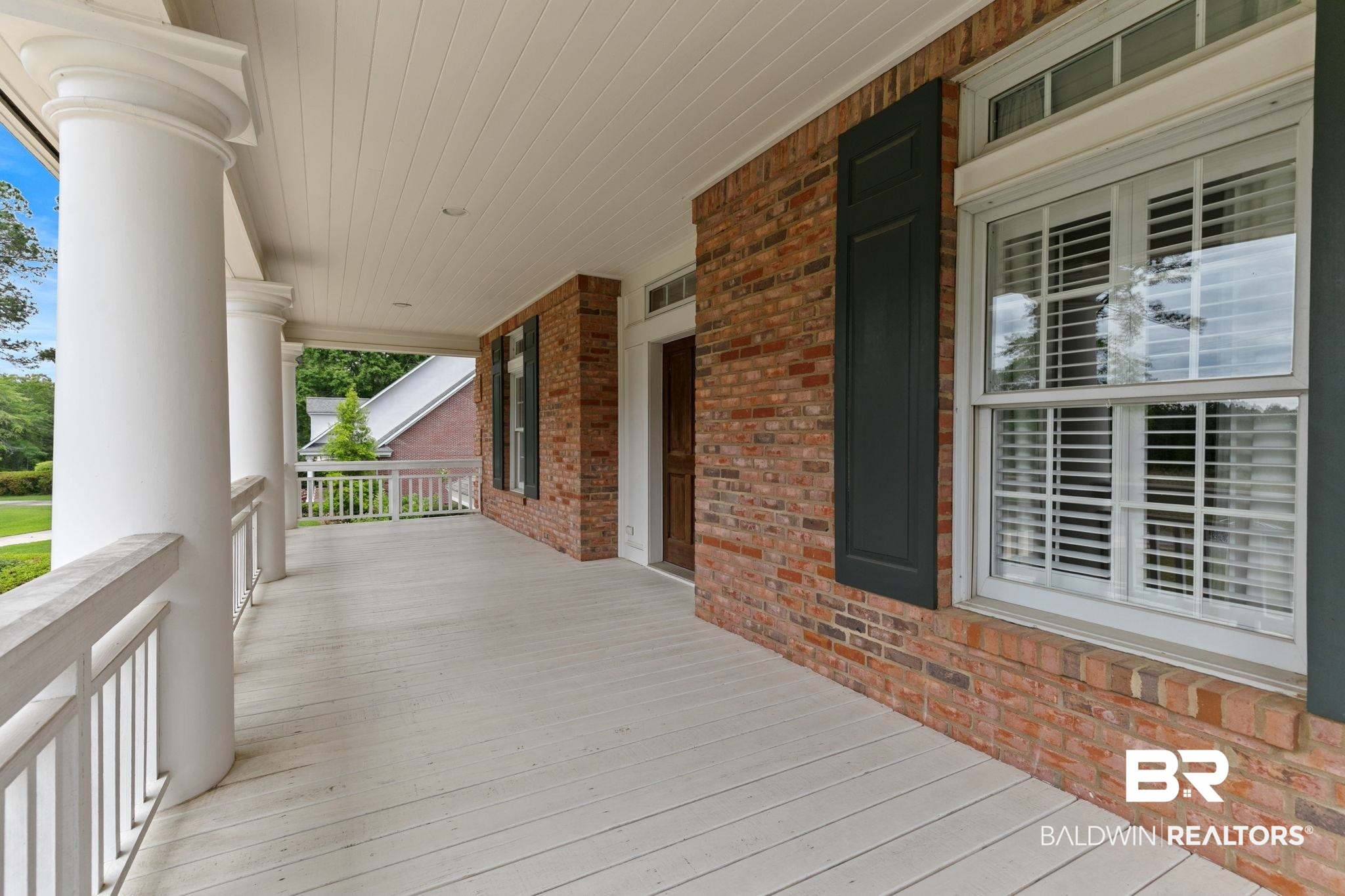 102 Long Boulevard