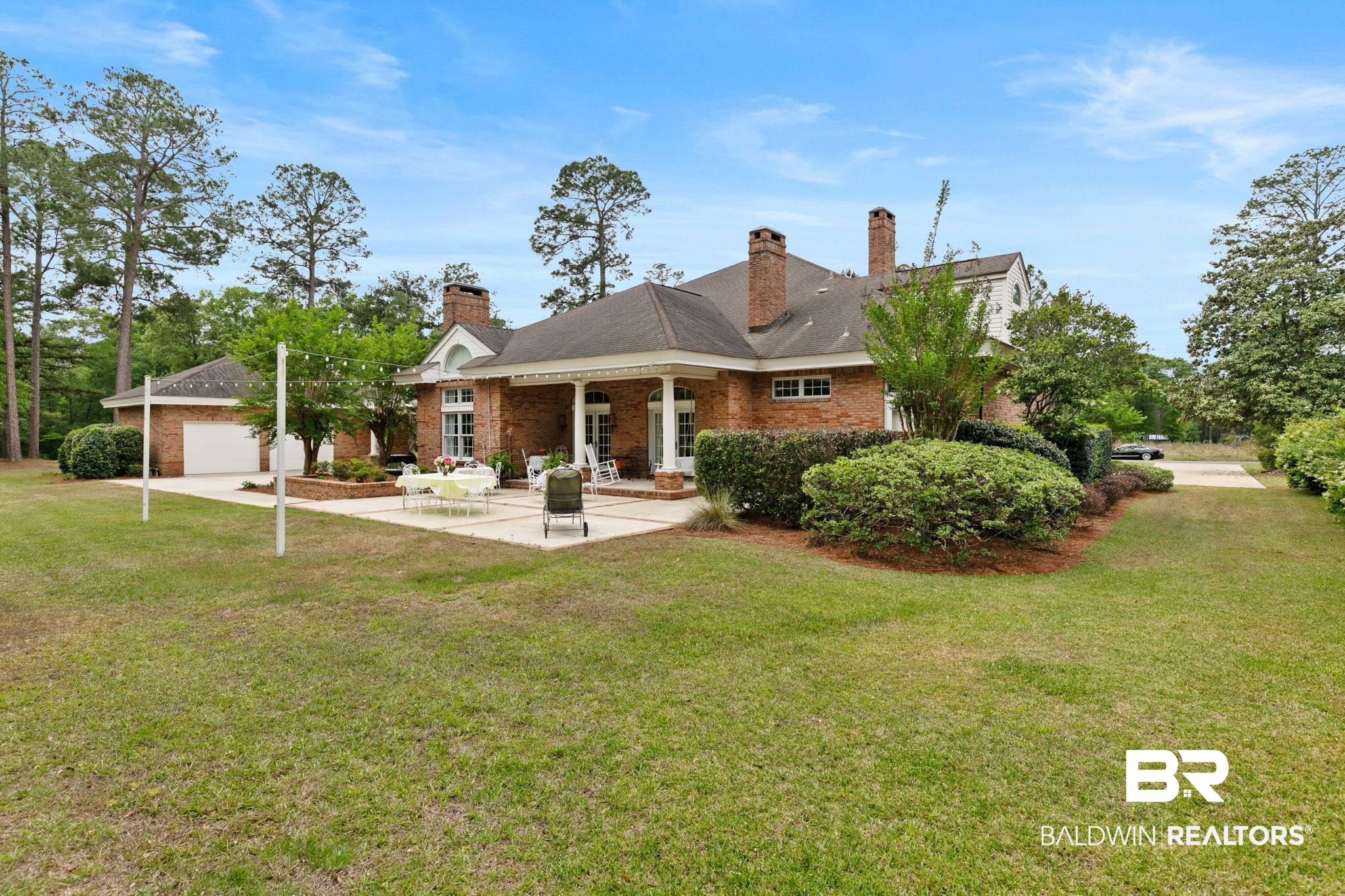 102 Long Boulevard