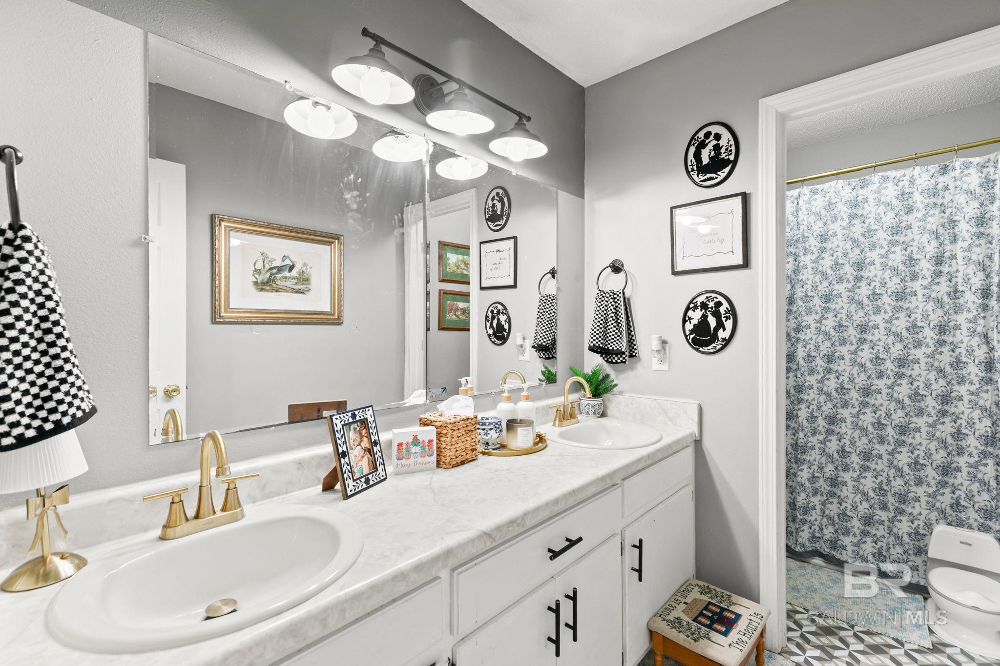 3842 Experiment Farm Road