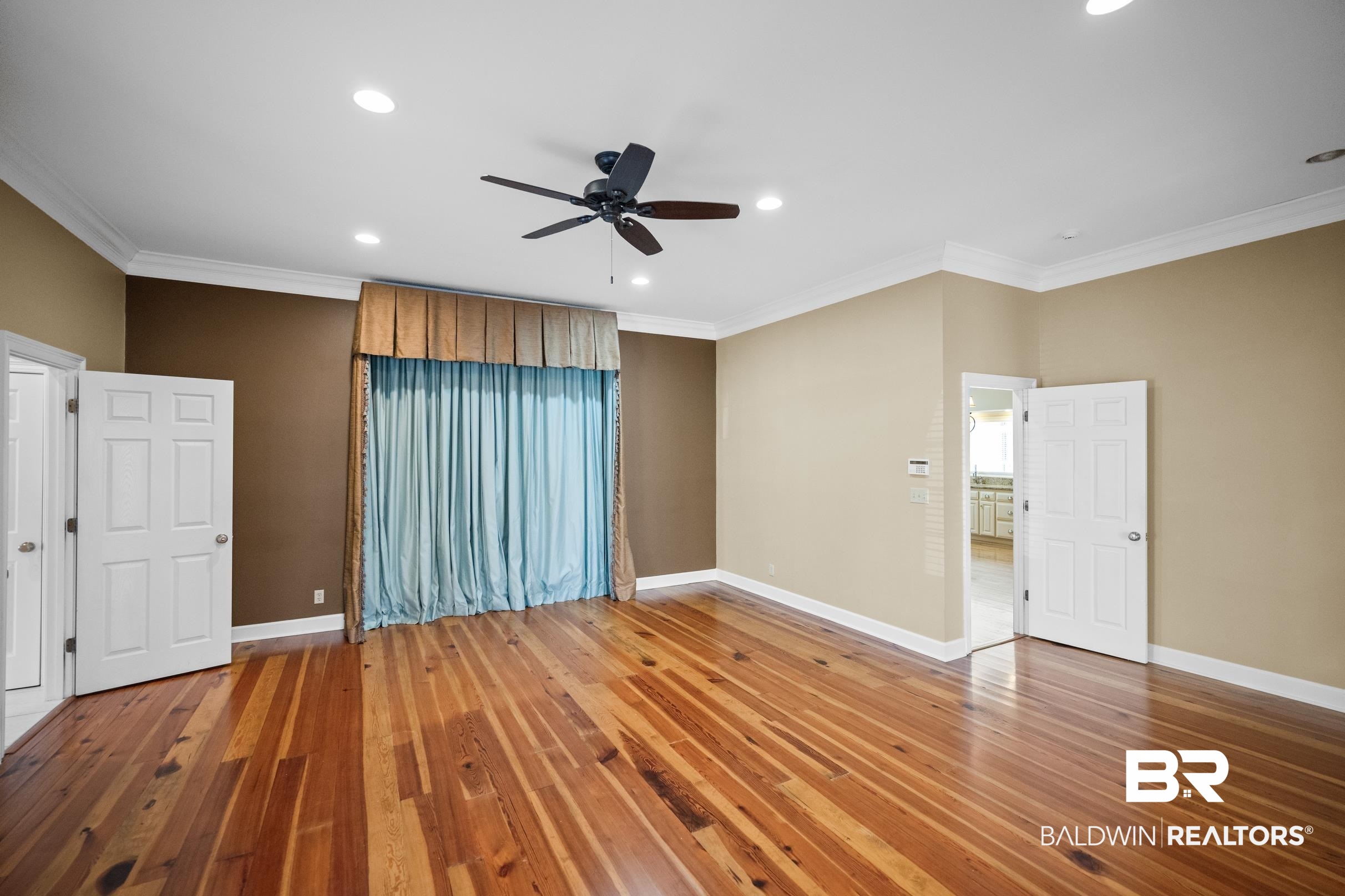 632 Overlook Drive