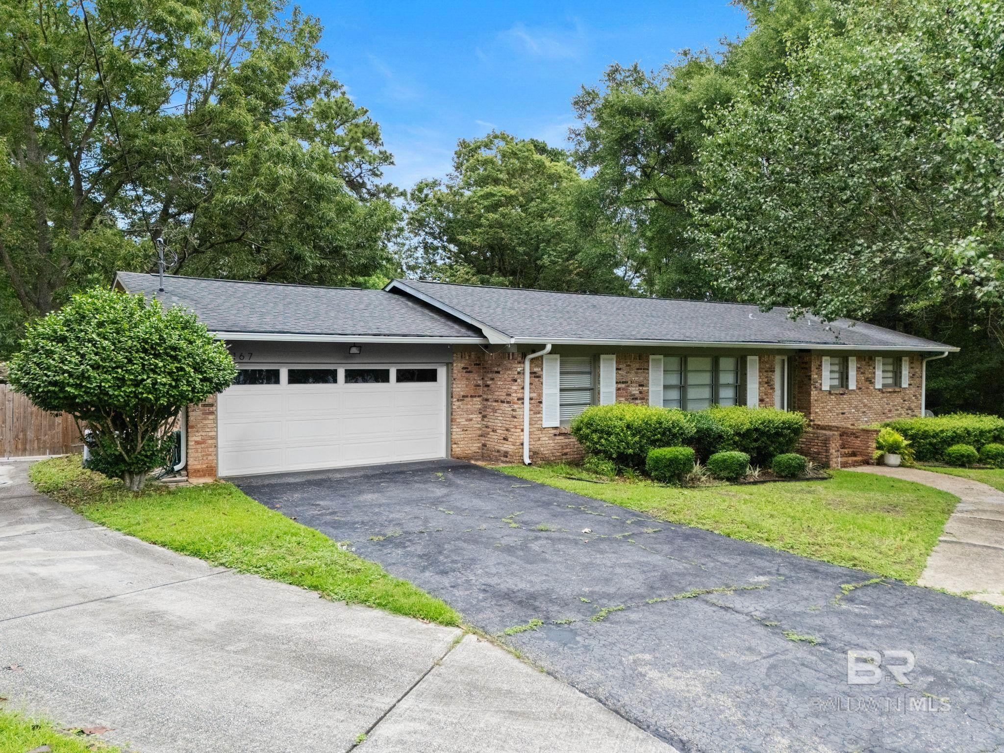 167 Country Club Drive