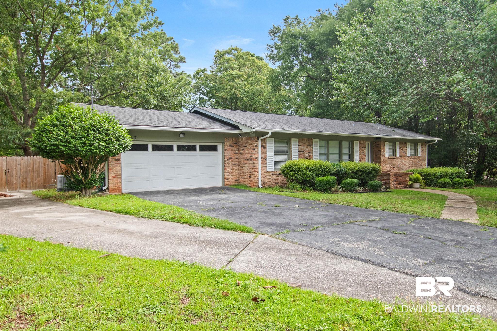 167 Country Club Drive
