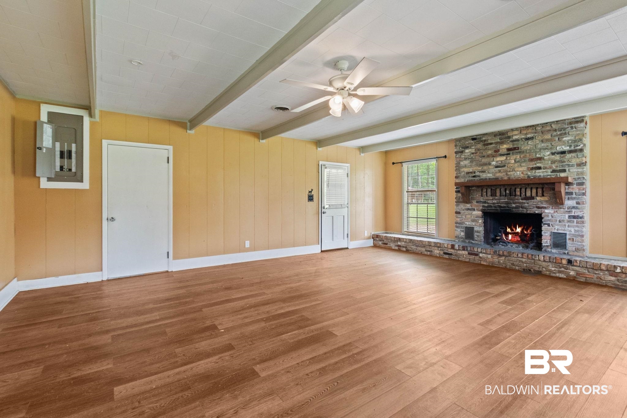 384 Old Bratt Road