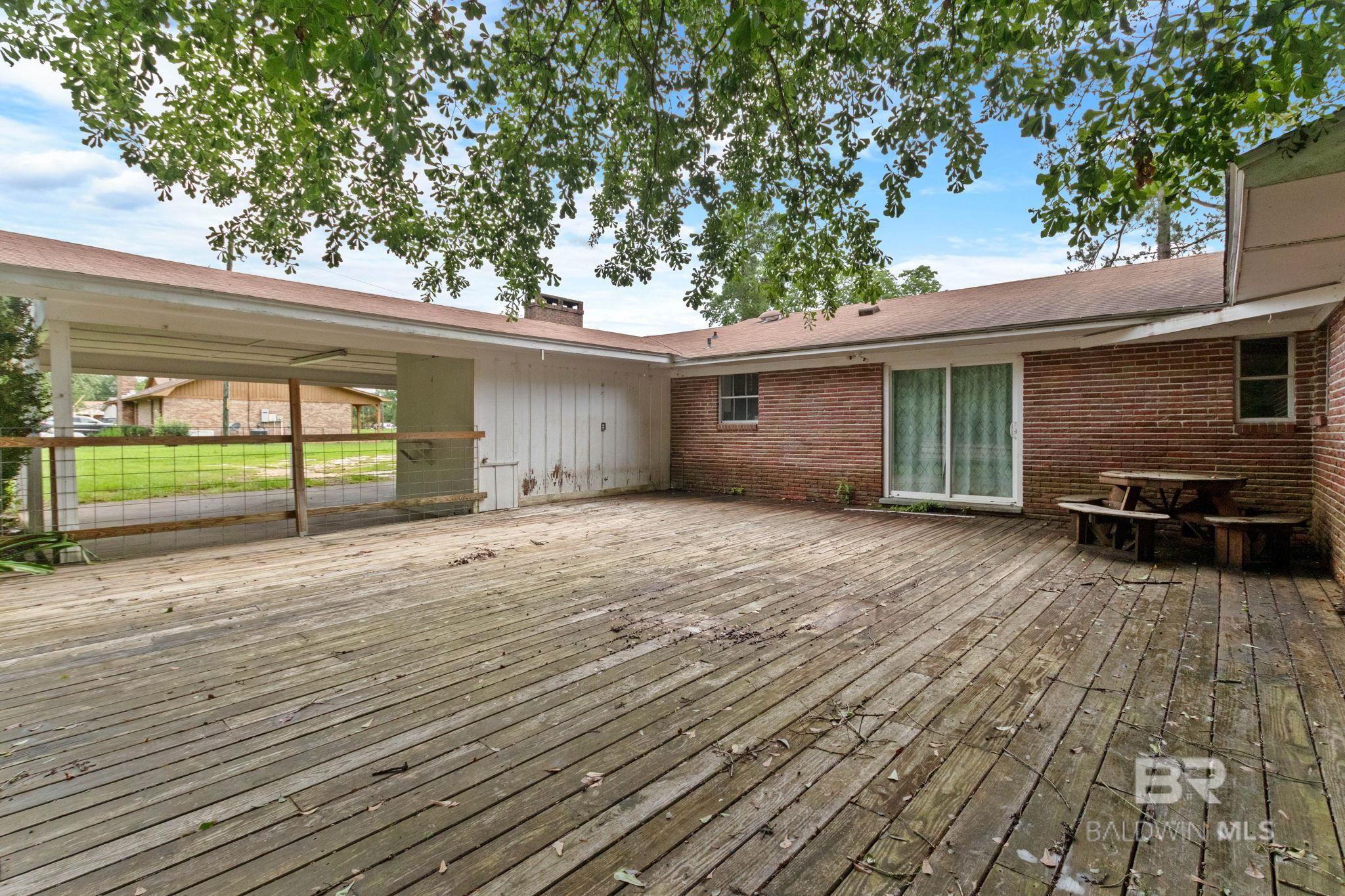 384 Old Bratt Road