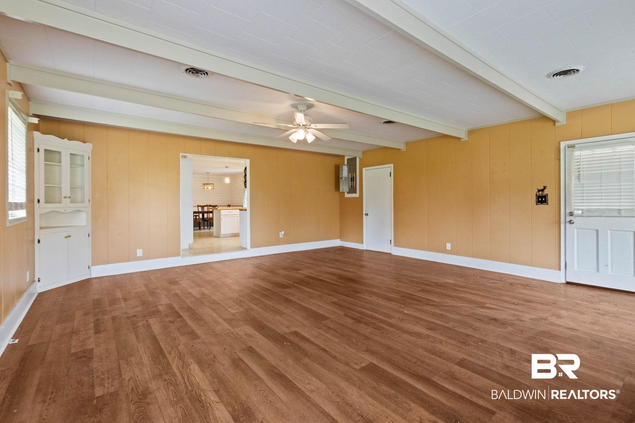 384 Old Bratt Road