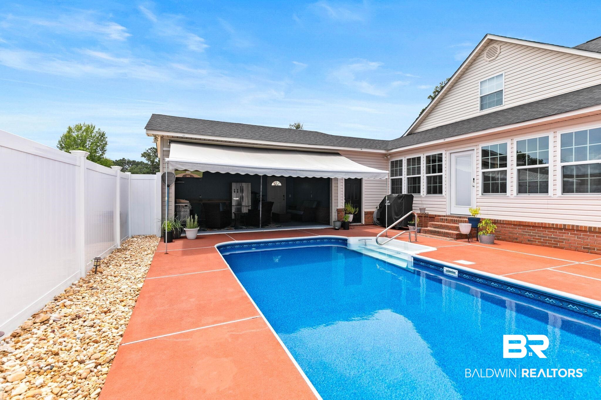 90 Eastwood Drive
