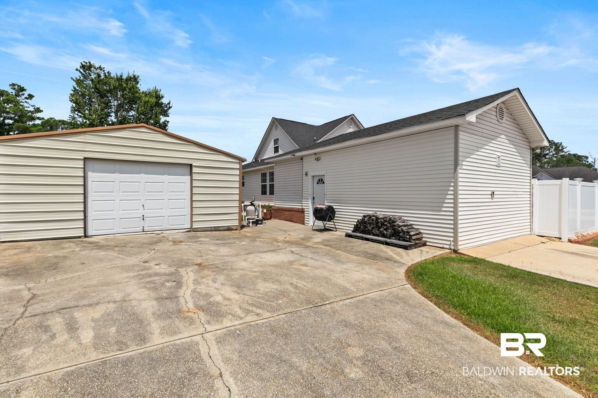 90 Eastwood Drive