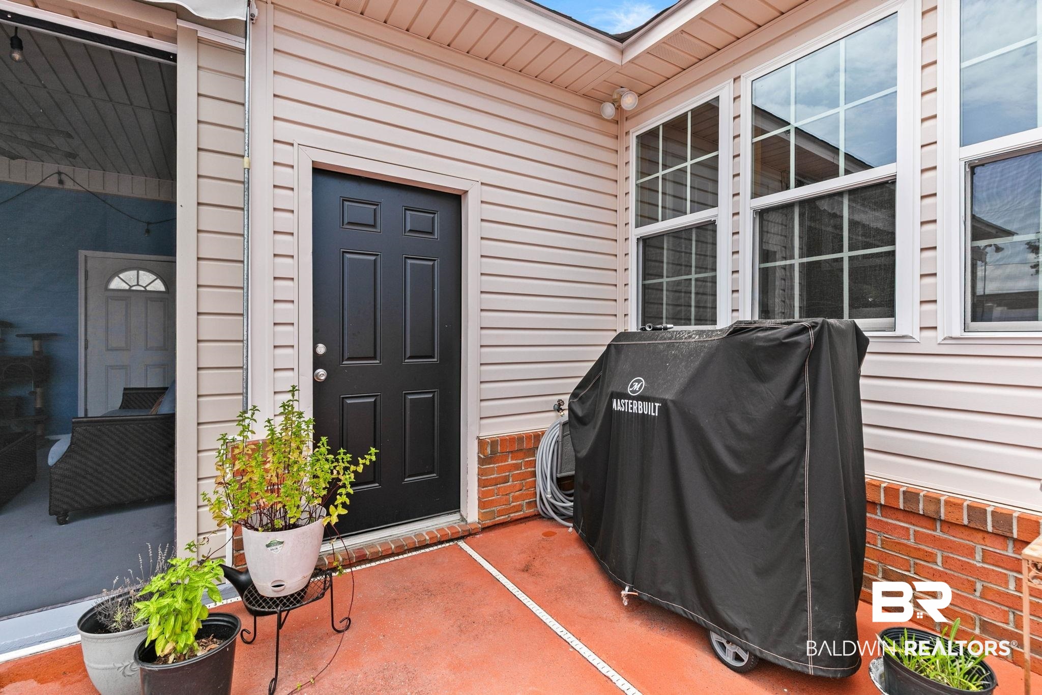90 Eastwood Drive