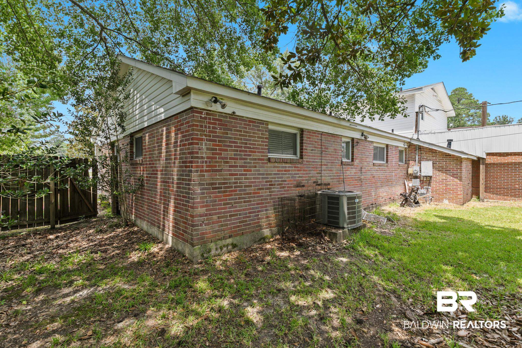 1400 Belleville Avenue