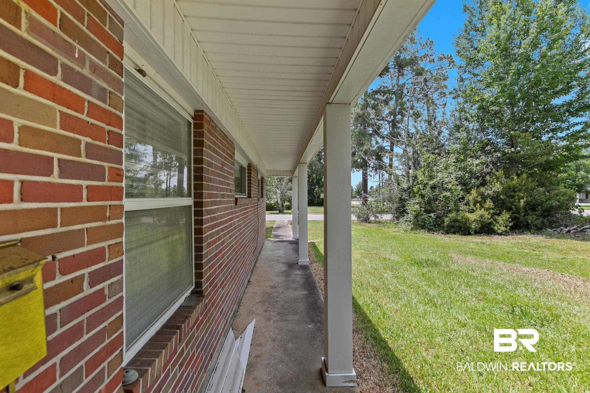 1400 Belleville Avenue