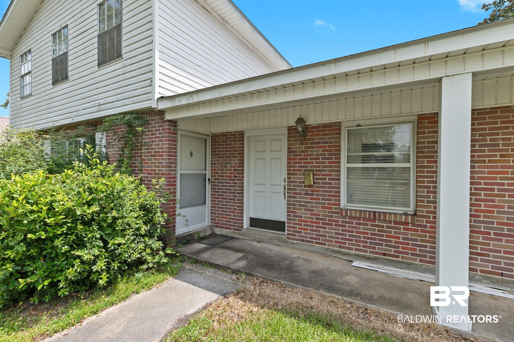 1400 Belleville Avenue