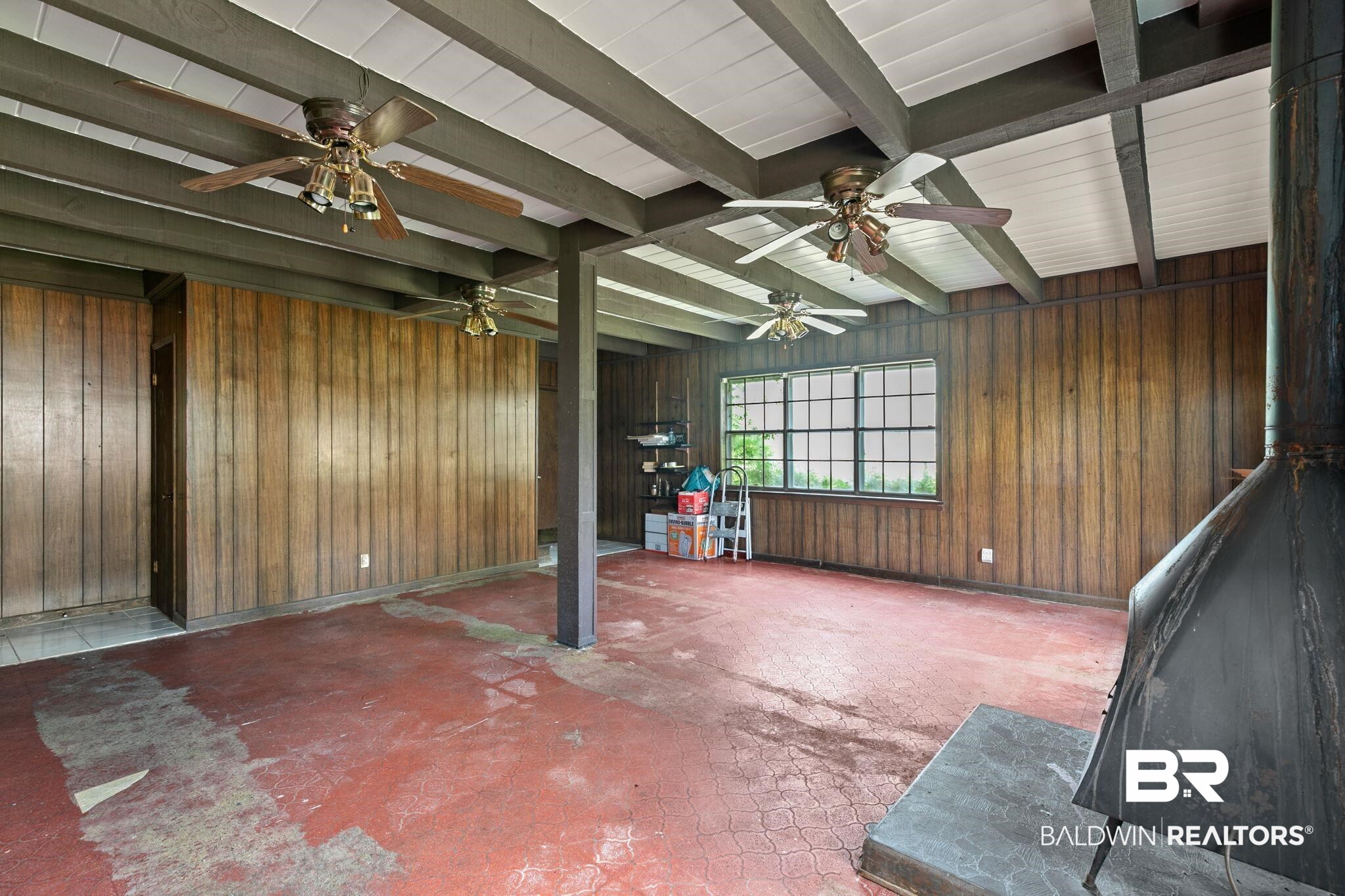 1400 Belleville Avenue