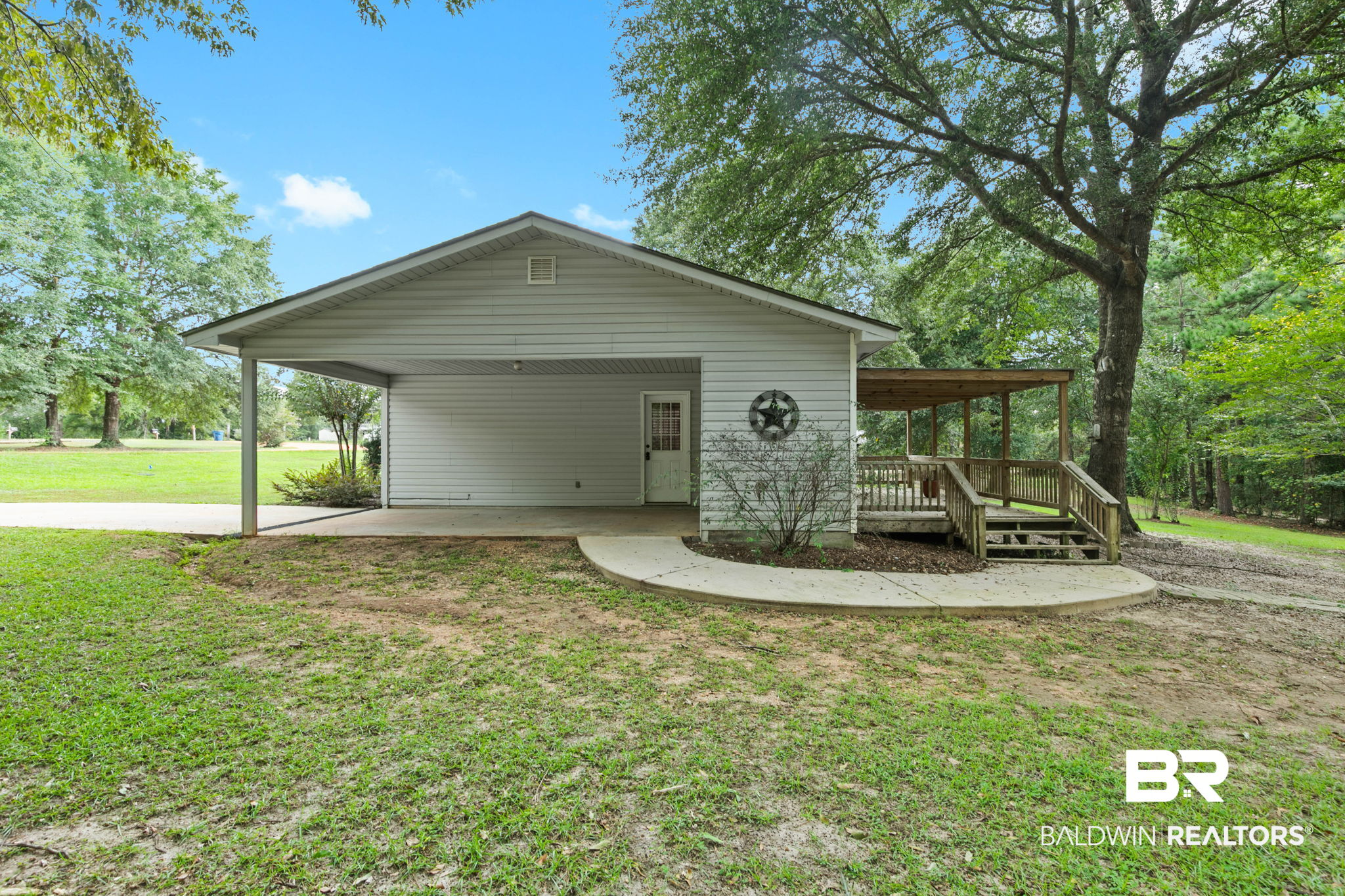 106 Holly Hill Drive