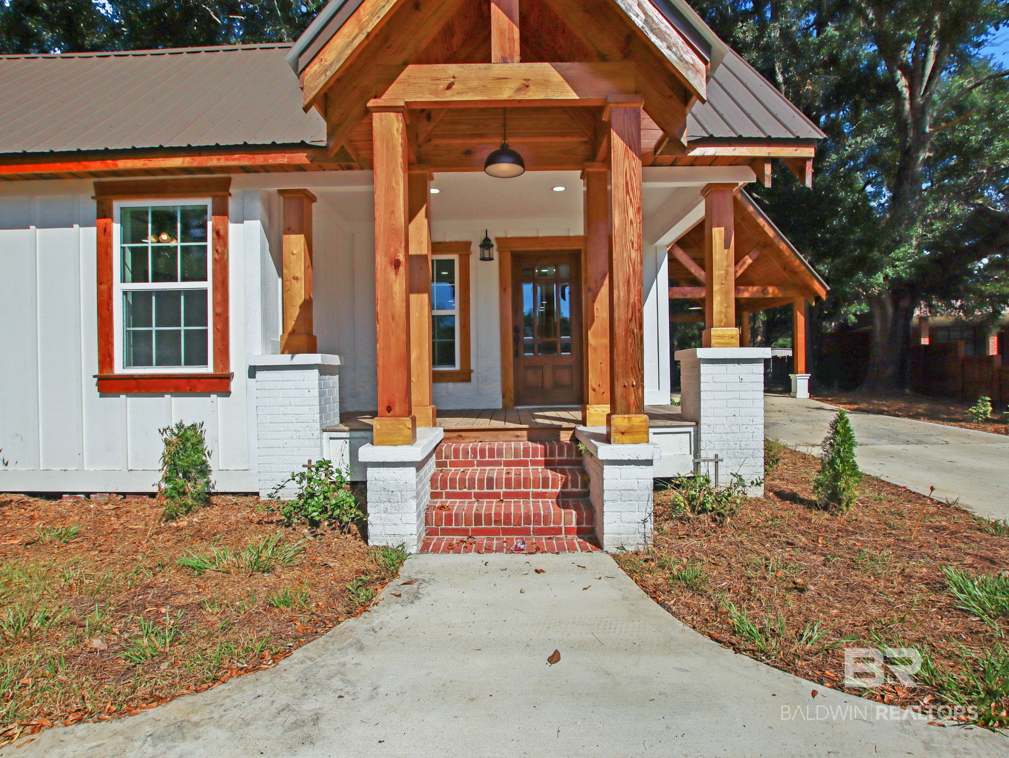 613 Forrest Avenue