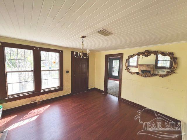 135 Carver Ave
