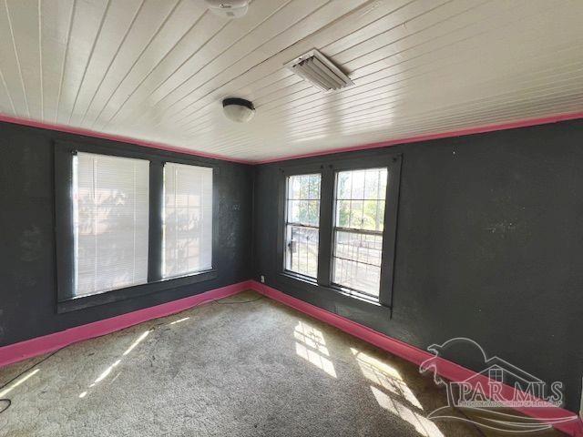 135 Carver Ave