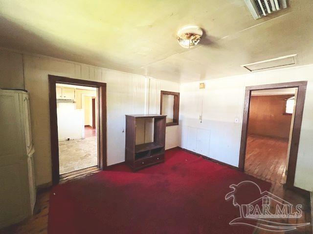 135 Carver Ave