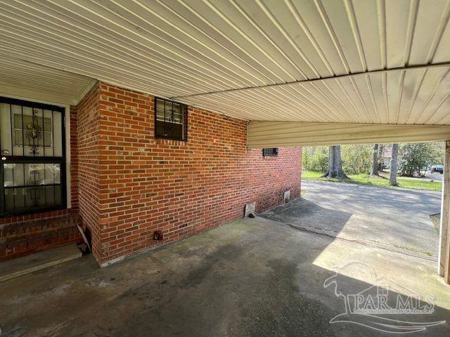 135 Carver Ave
