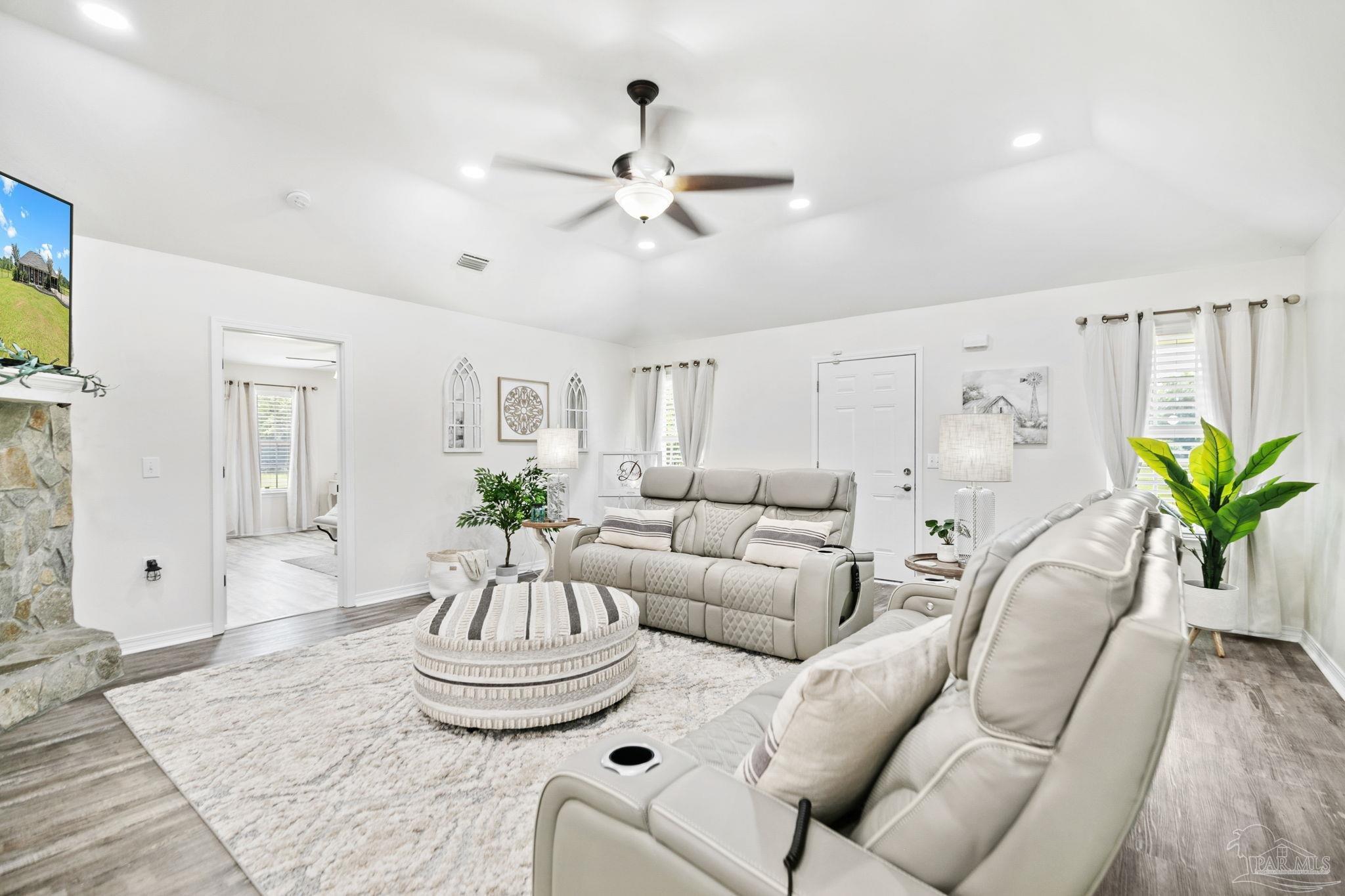 151 Williams Ln