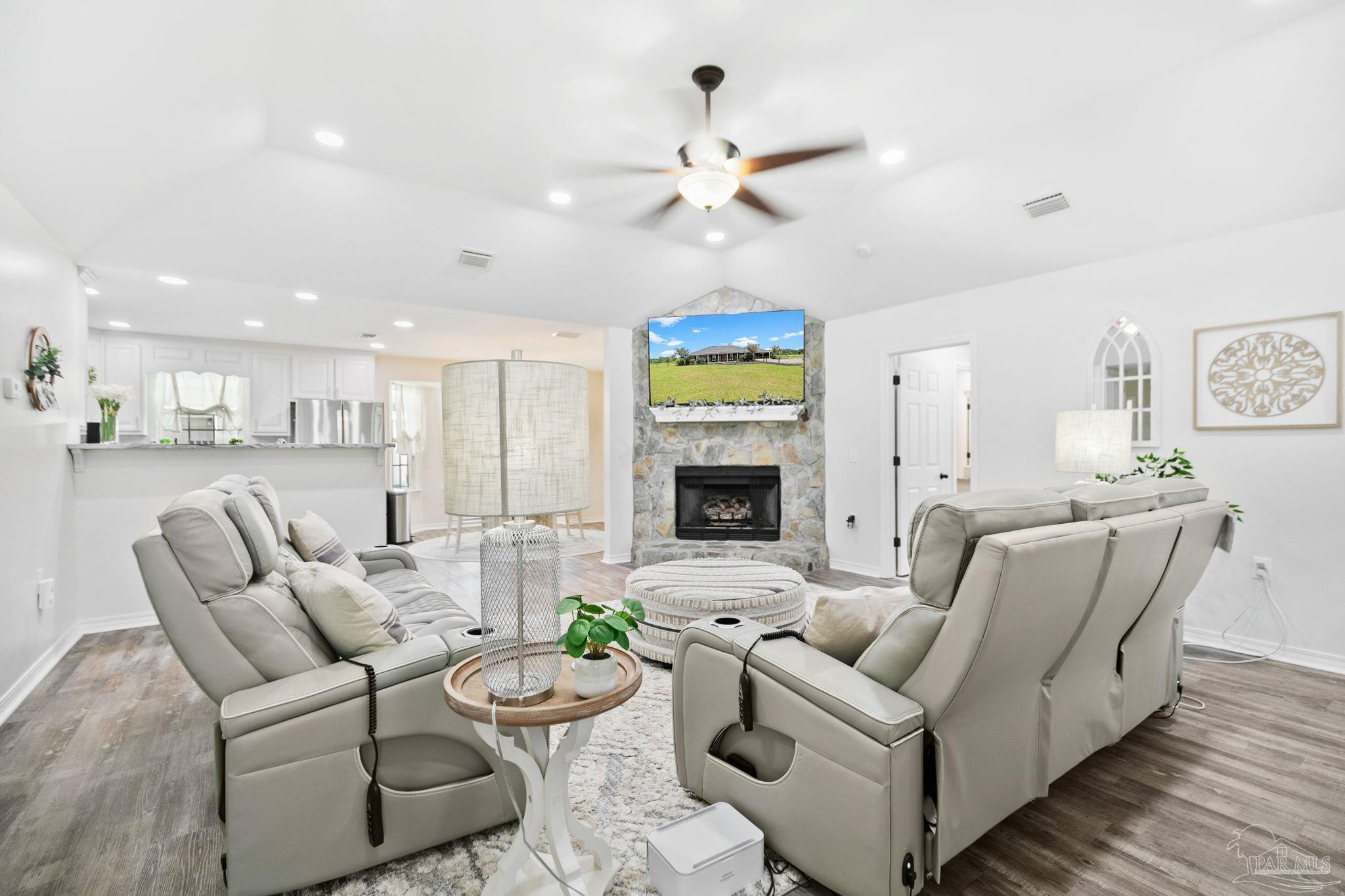 151 Williams Ln