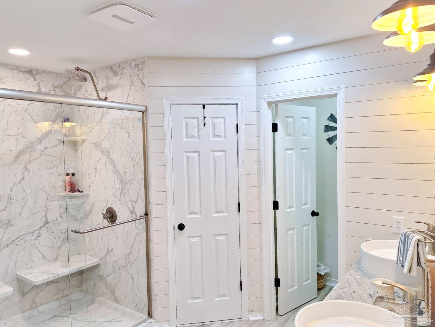 151 Williams Ln