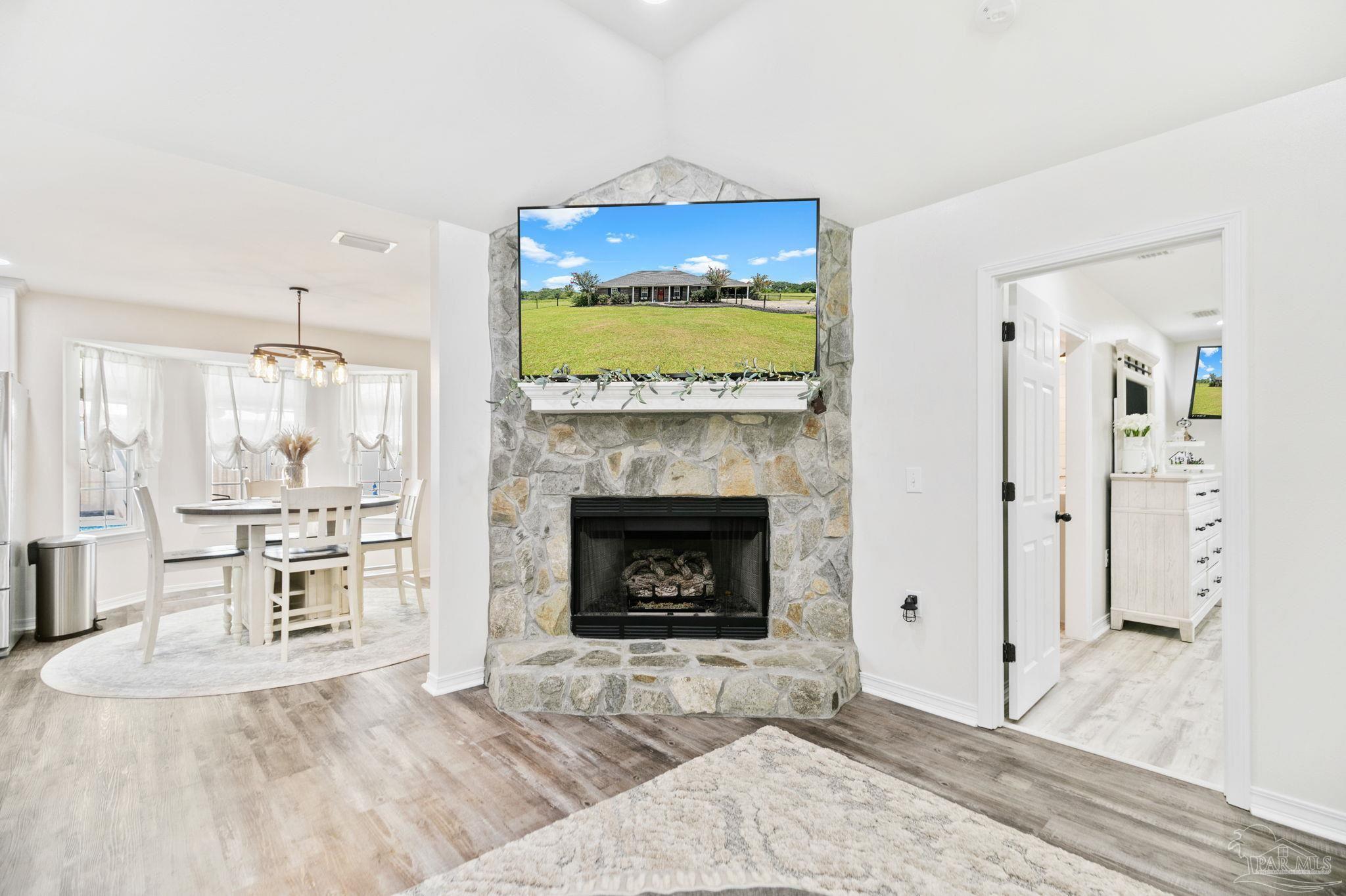 151 Williams Ln
