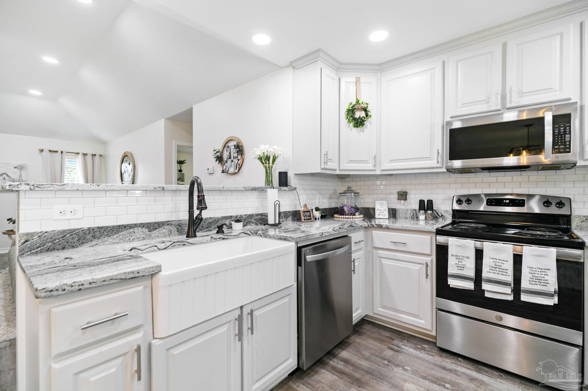 151 Williams Ln