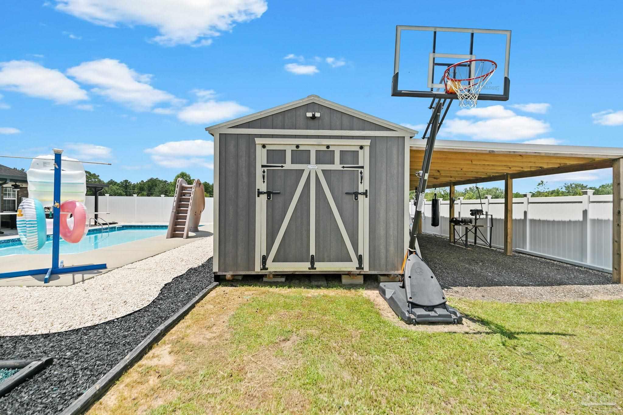 151 Williams Ln