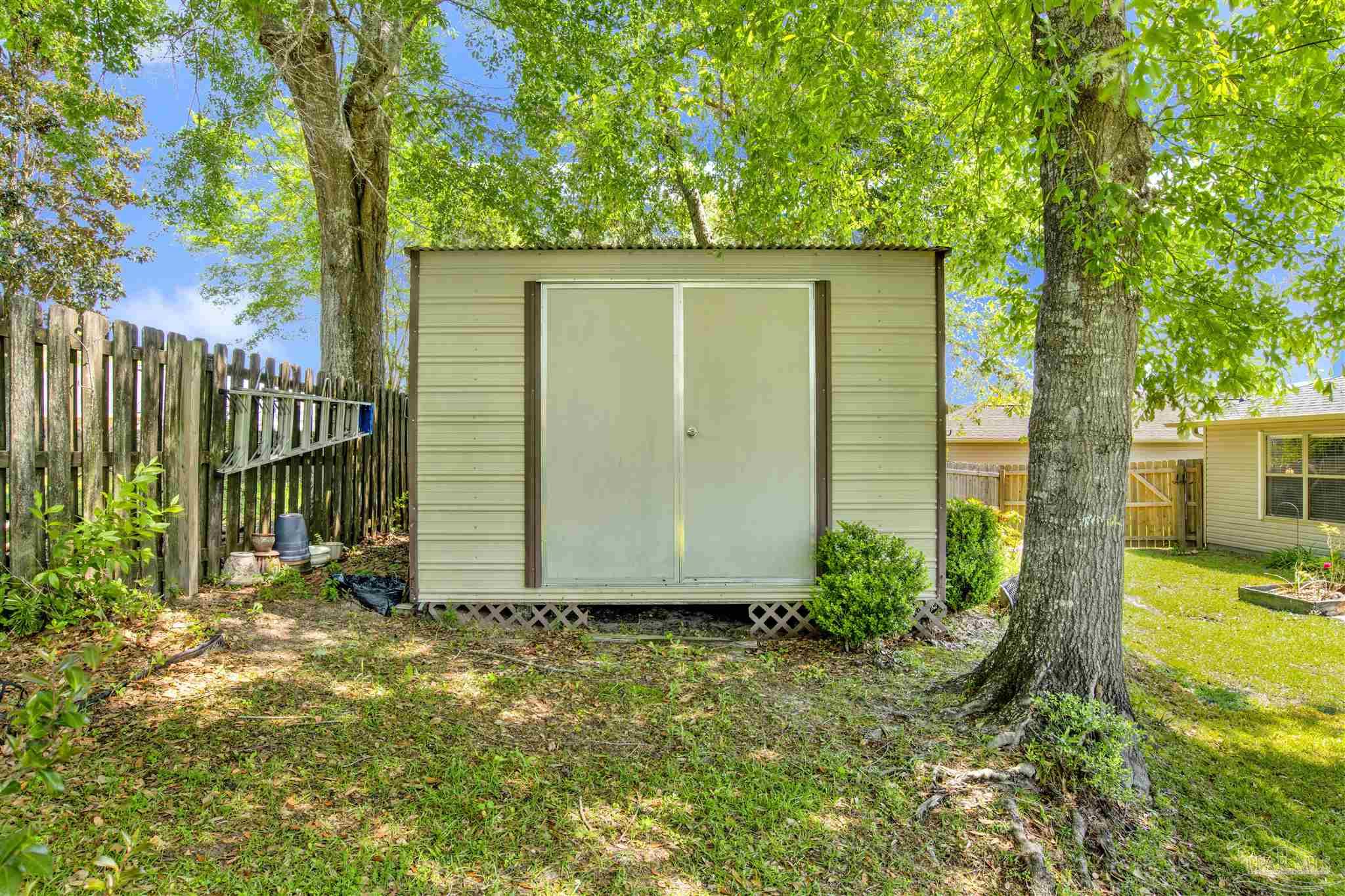 2142 Liberty Loop Rd