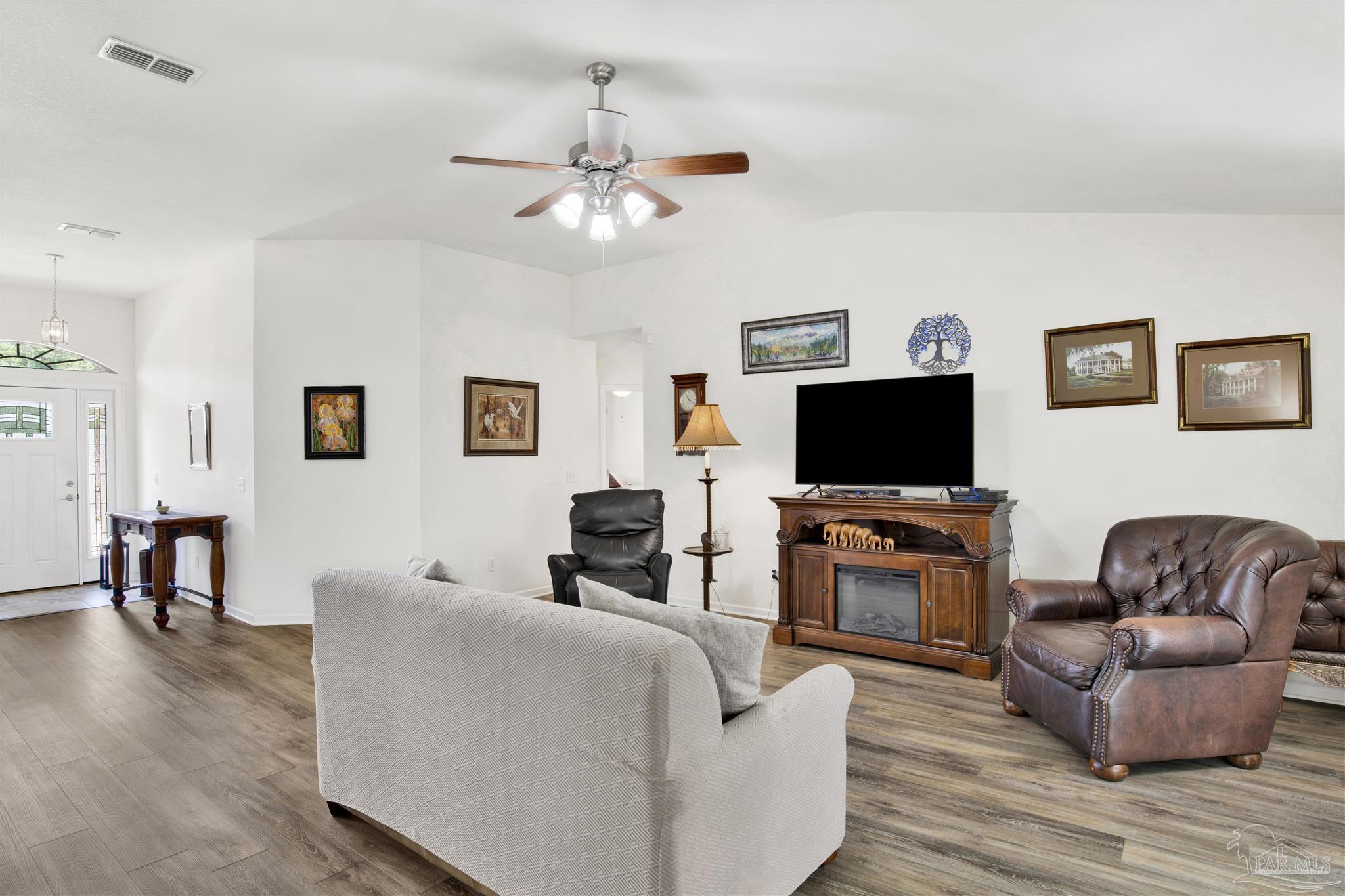 2142 Liberty Loop Rd