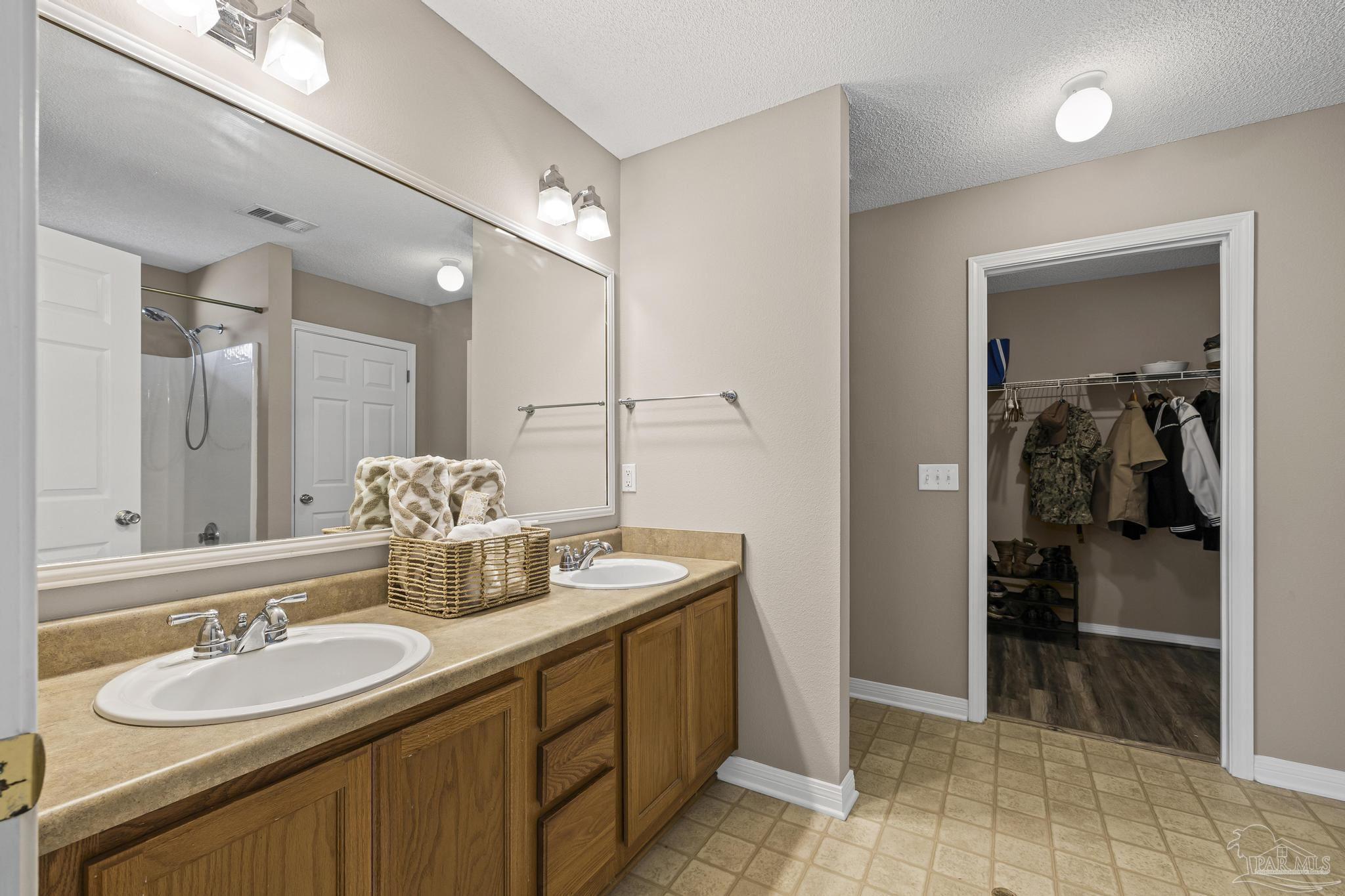 3324 Tiller Ct