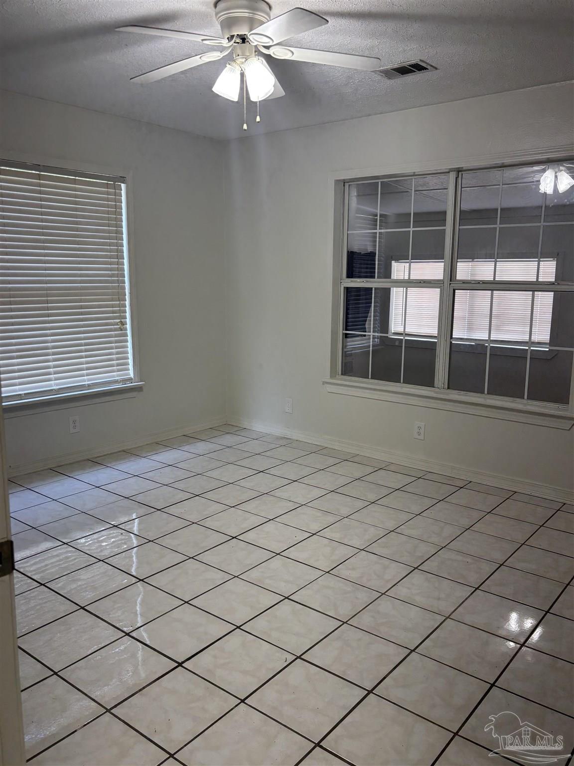 3525 Robinson Pt Rd